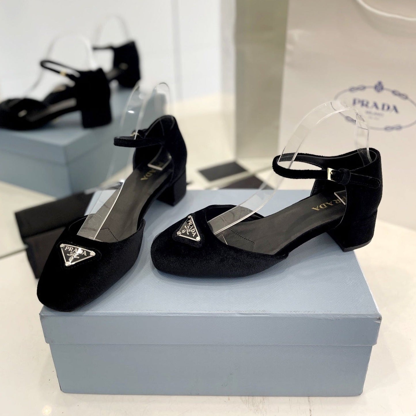 PRA MARY JANE PUMPS BLACK SATIN - 34