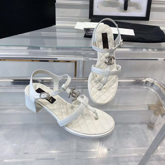 cc sandals white quilted lambskin - 35