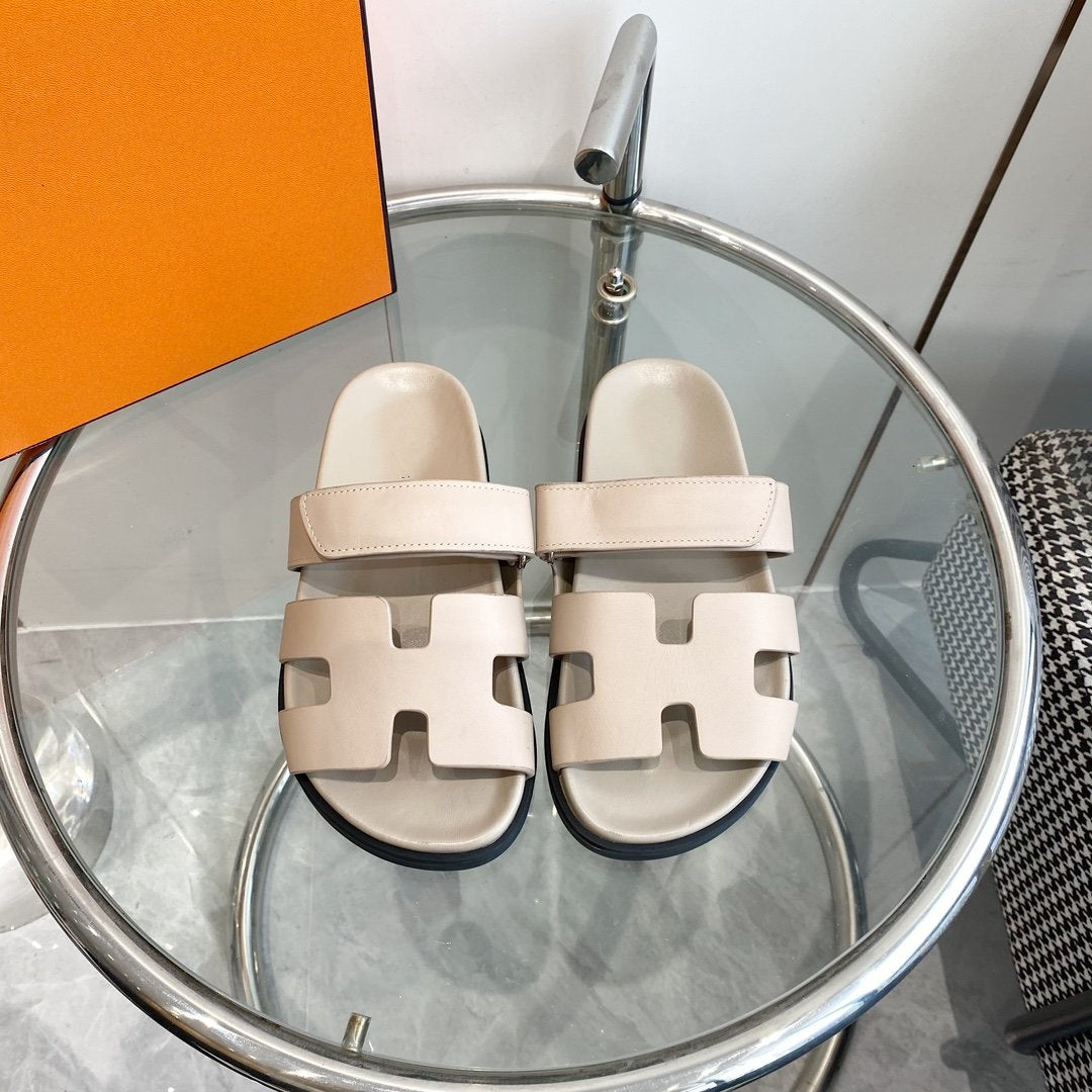 Chypre Sandal Beige Mastic Calfskin Leather - 35