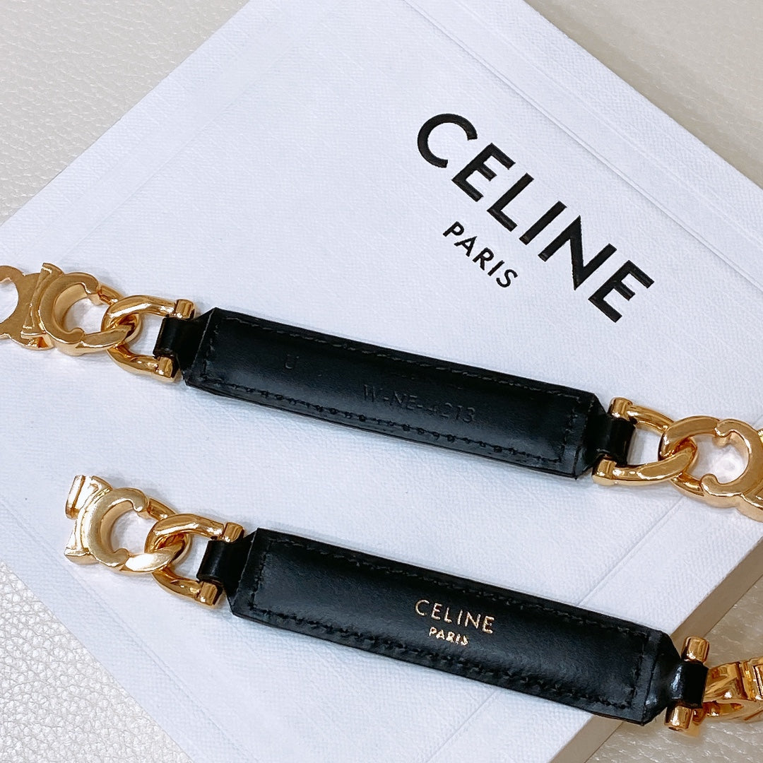 SMALL 18 MM GOURMETTE TRIOMPHE ADJUSTABLE BELT IN BLACK LEATHER GOLD HARDWARE - 30
