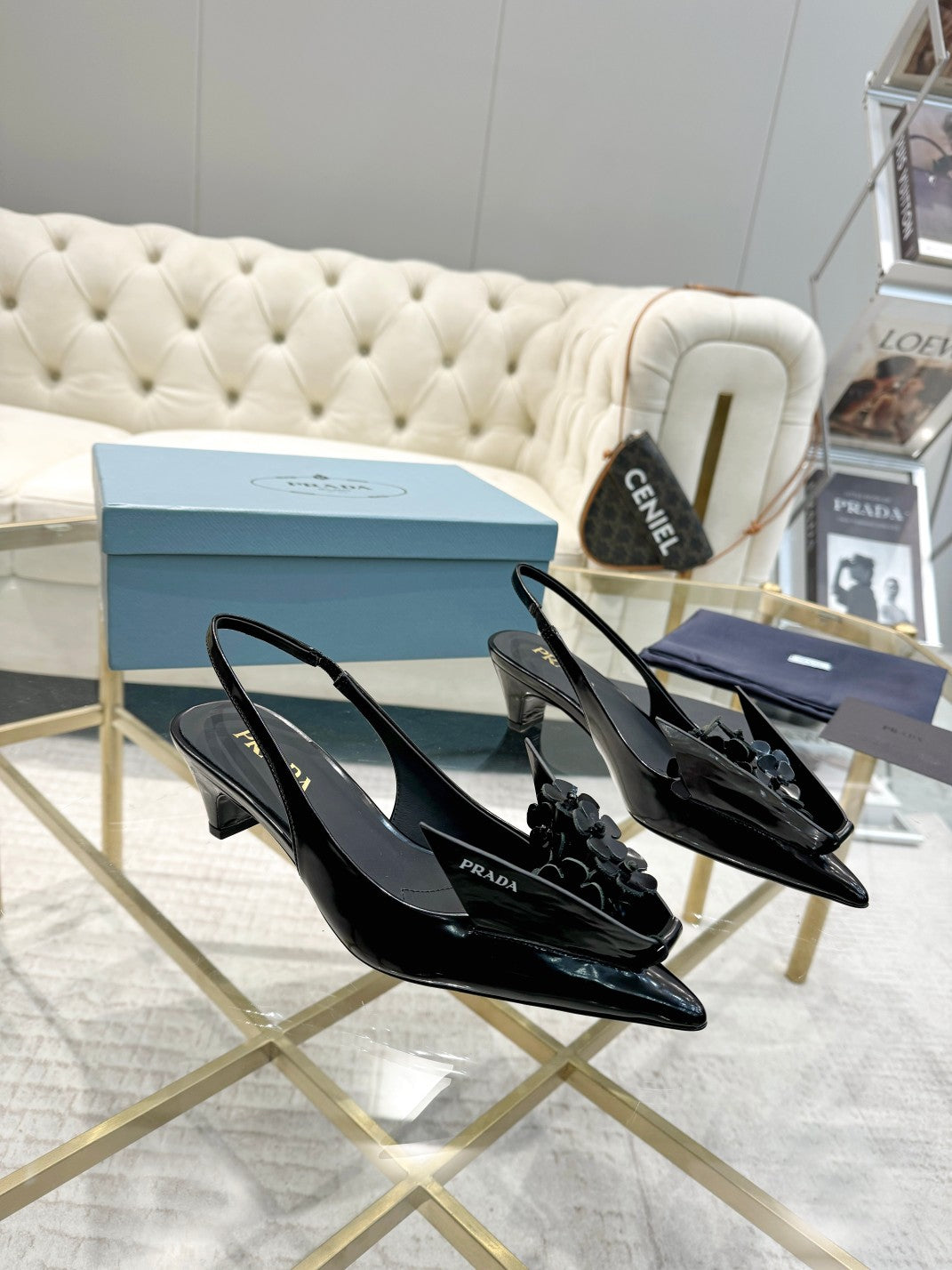 MEDIUM HEEL SLINGBACK ATTACHED CREATIVE FLOWERS IN BLACK PATENT CALFSKIN - 34