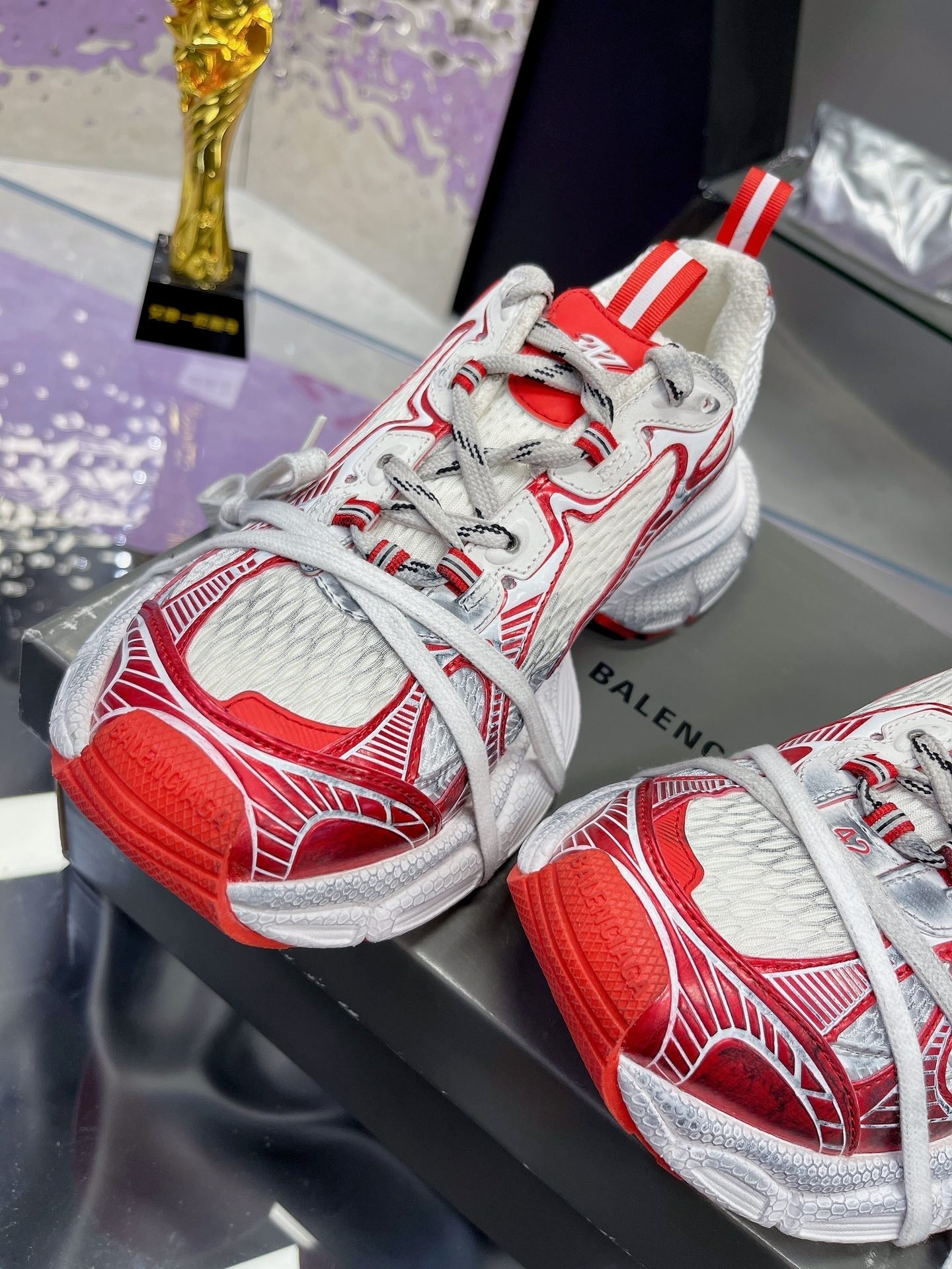 3XL SNEAKER IN RED MIX WHITE MESH AND POLYURETHANE - 35