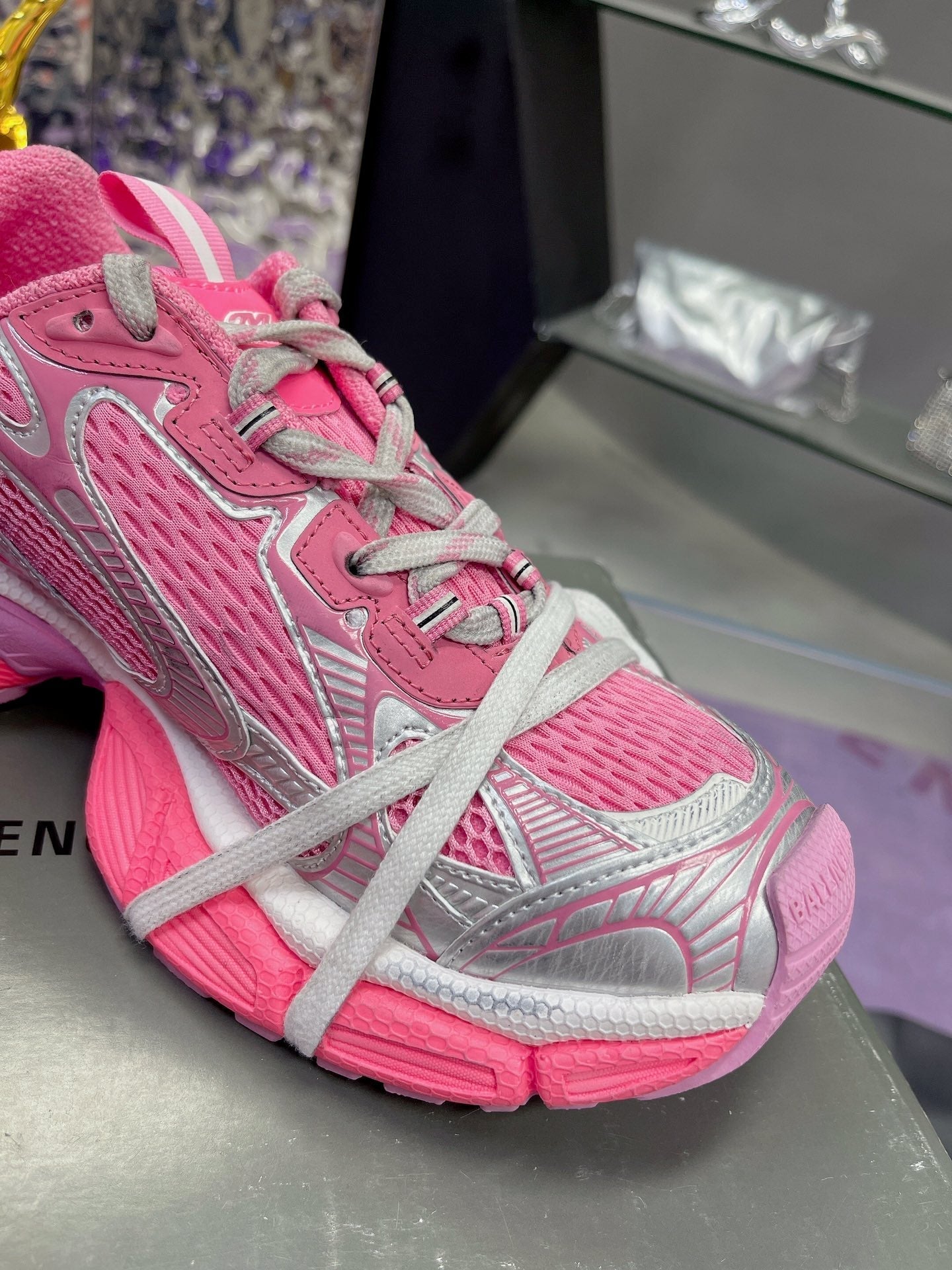 3XL SNEAKER IN PINK MIX SILVER MESH AND POLYURETHANE - 35
