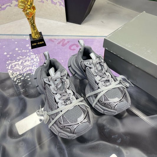 3XL SNEAKER IN ALL GRAY MESH AND POLYURETHANE - 35
