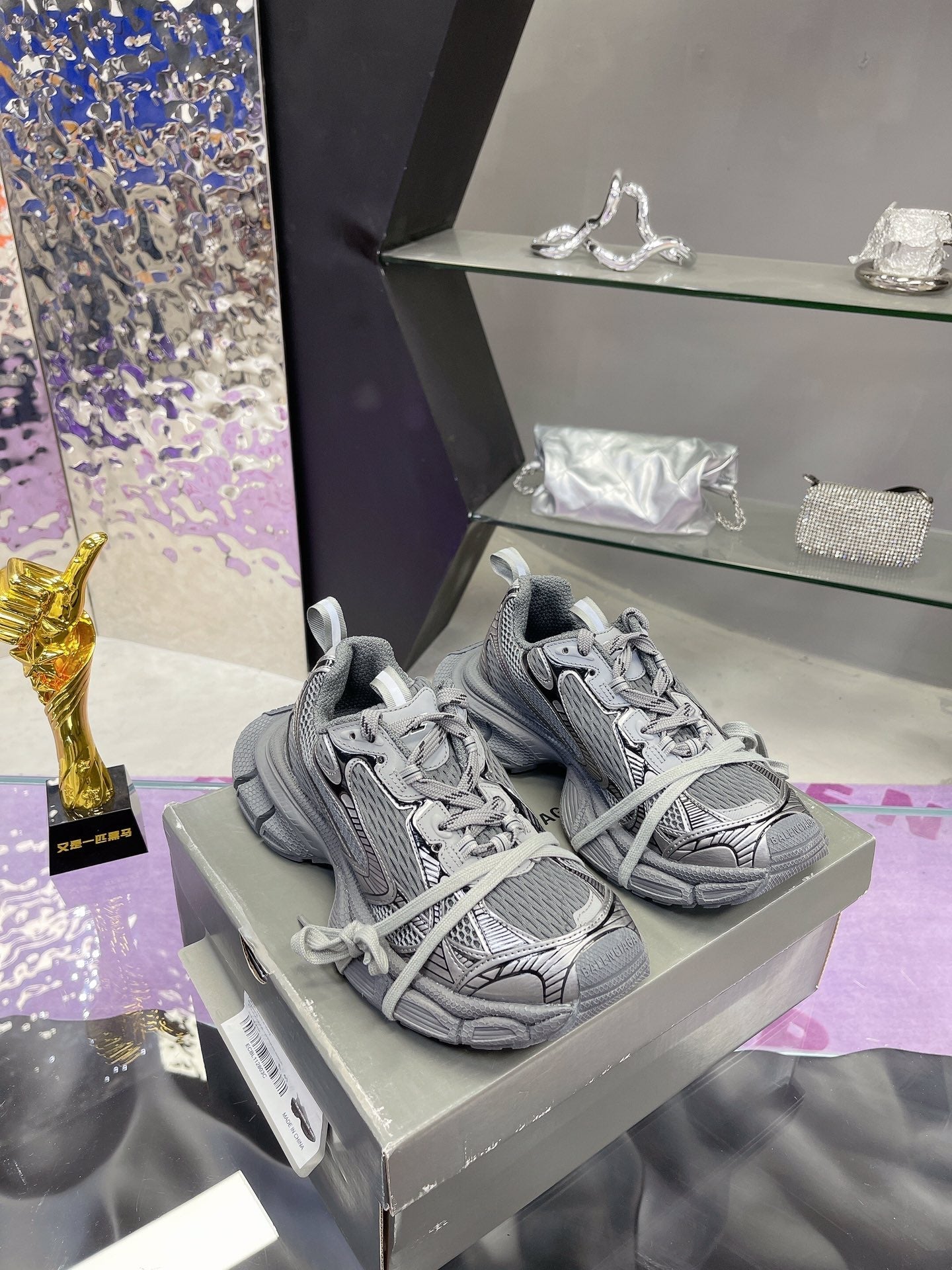 3XL SNEAKER IN ALL GRAY MESH AND POLYURETHANE - 35