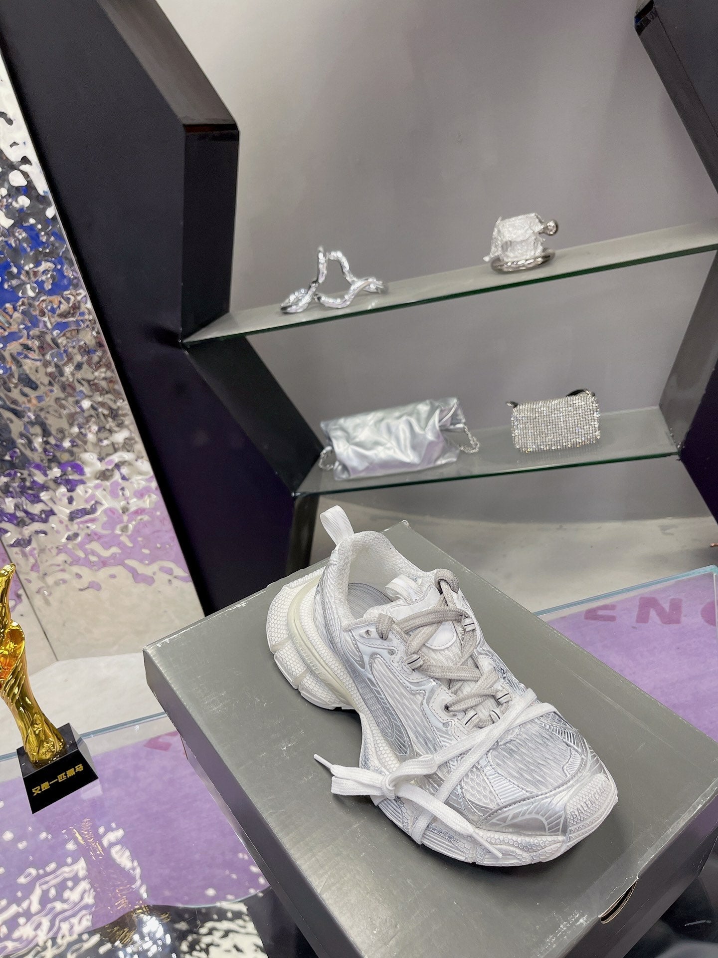 3XL SNEAKER IN SILVER MIX WHITE MESH AND POLYURETHANE - 35