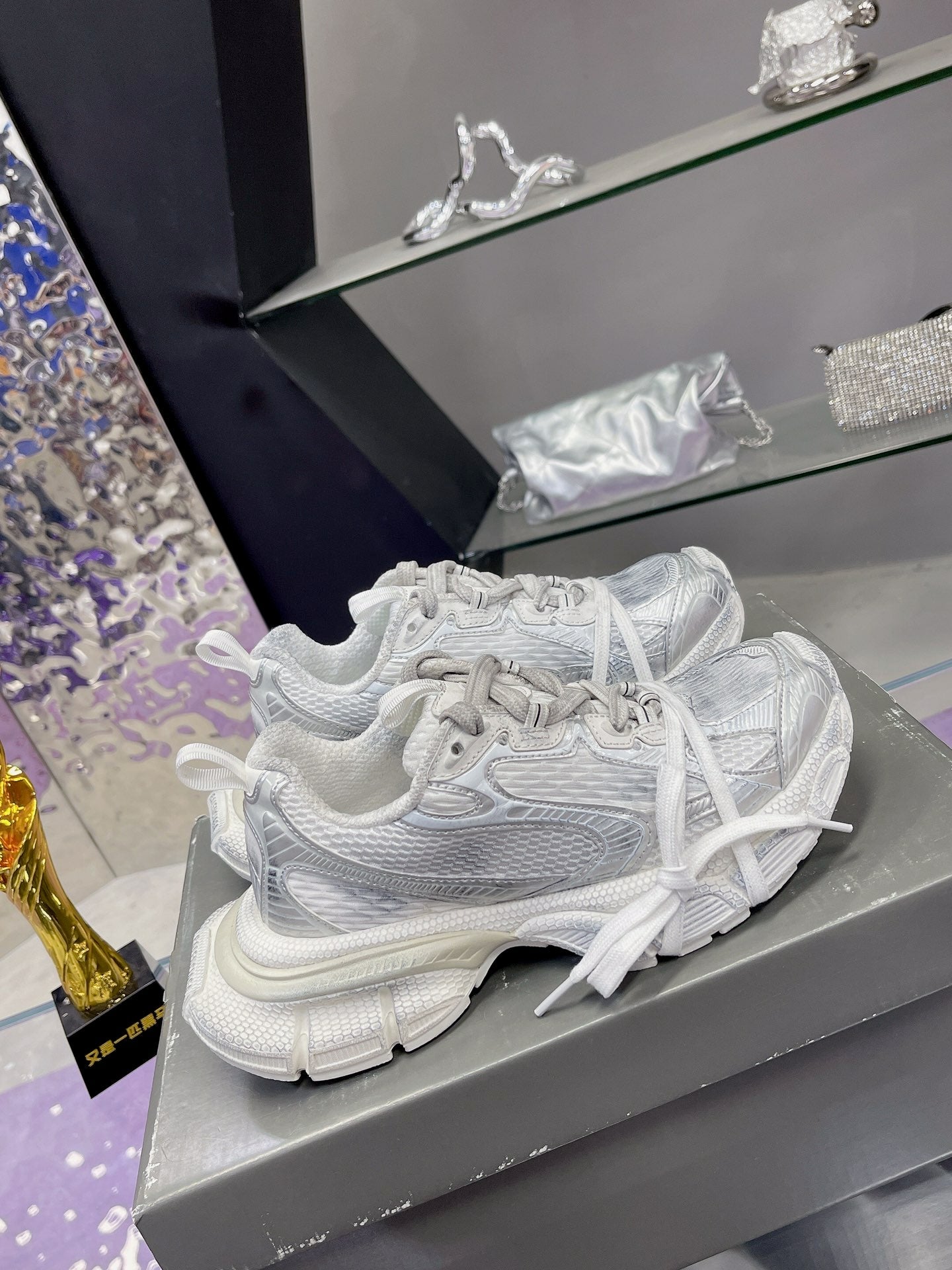 3XL SNEAKER IN SILVER MIX WHITE MESH AND POLYURETHANE - 35