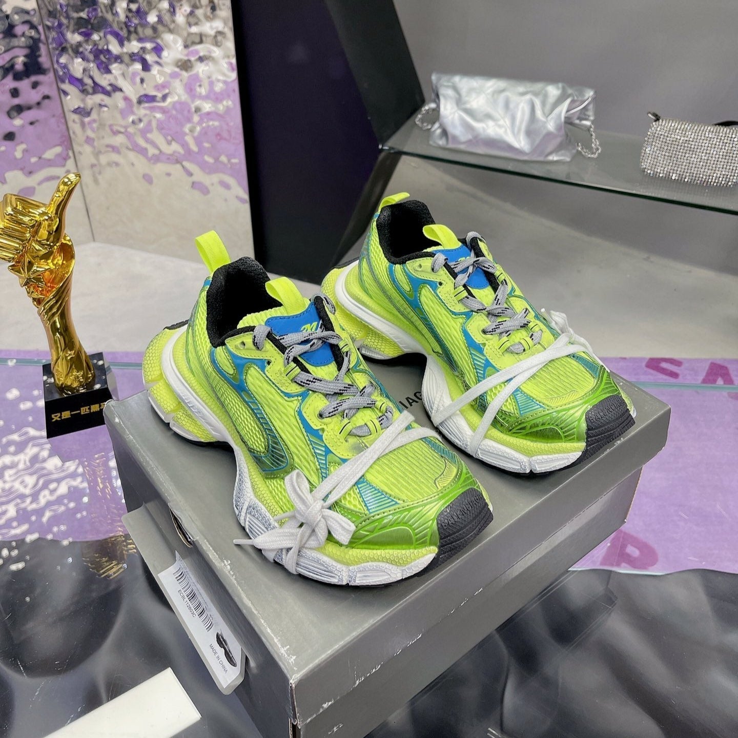 3XL SNEAKER IN NEON GREEN MESH AND POLYURETHANE - 35