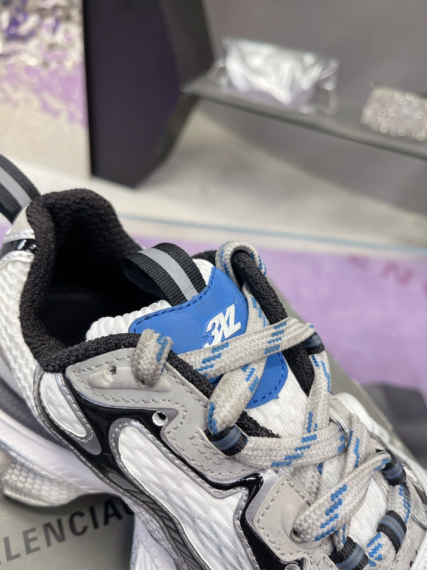 3XL SNEAKER IN WHITE GRAY BLUE MESH AND POLYURETHANE - 35