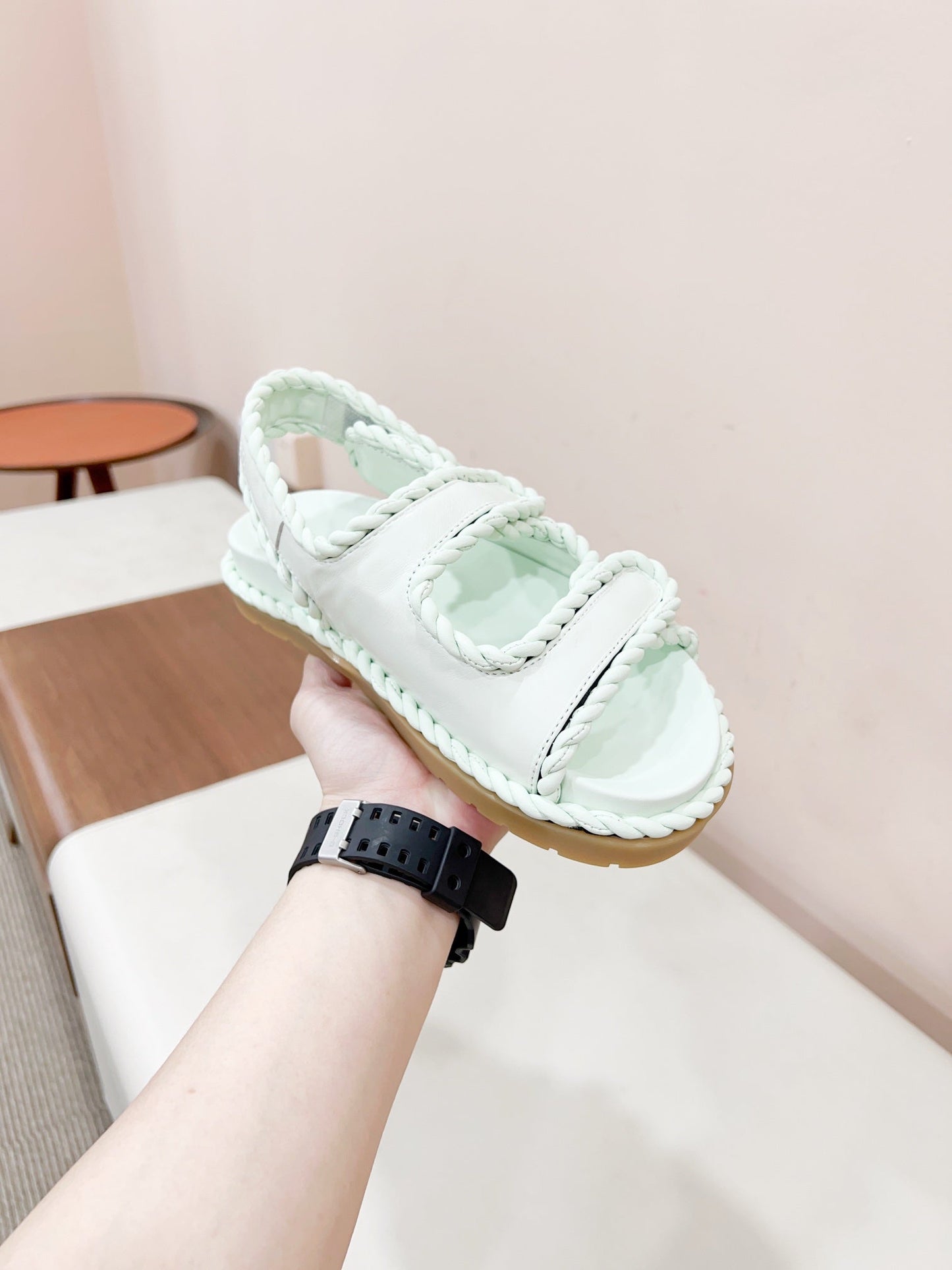 REFINED DAD SANDAL IN WHITE LAMBSKIN - 35