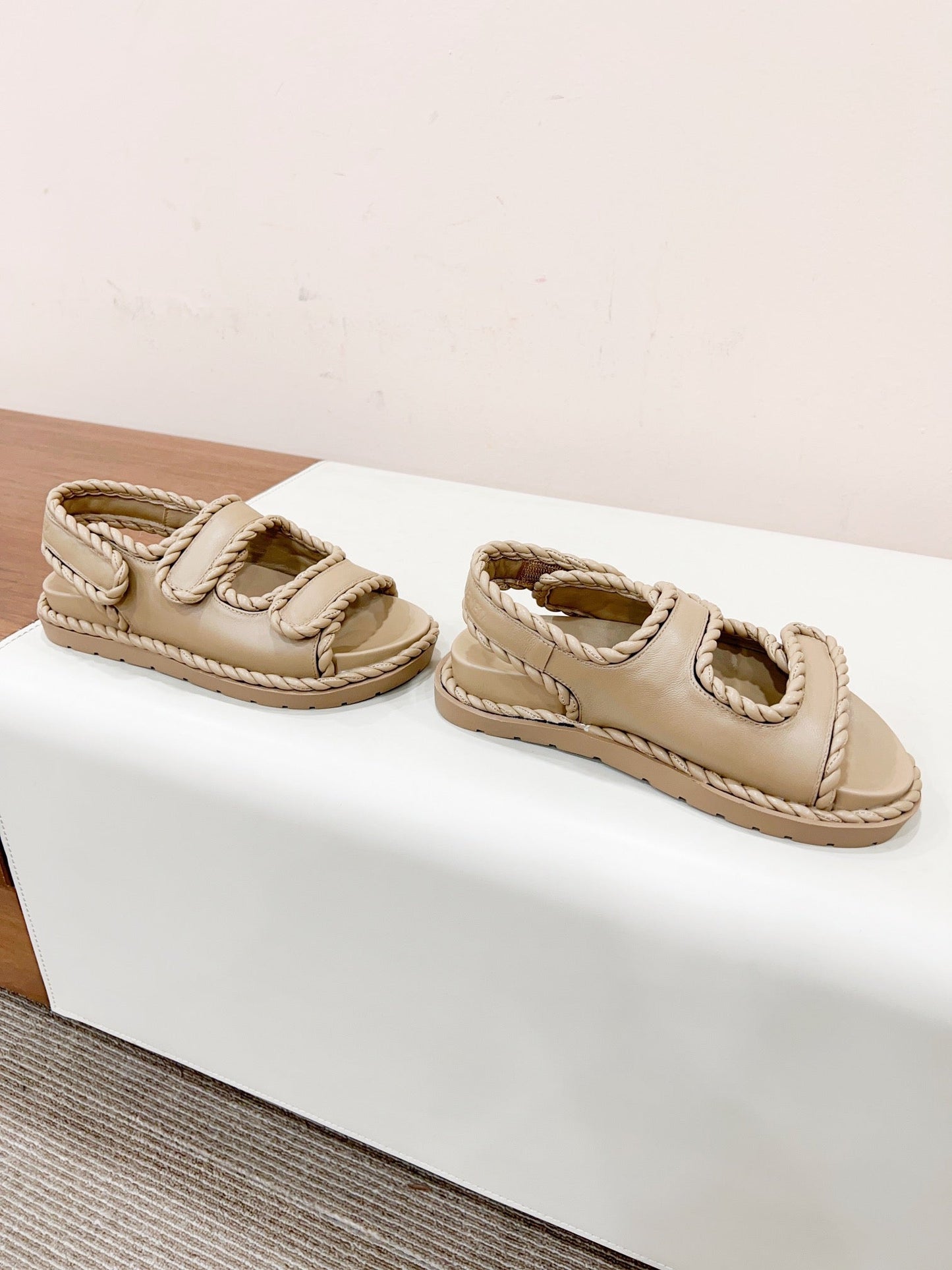 REFINED DAD SANDAL IN TUSCAN BEIGE LAMBSKIN - 35