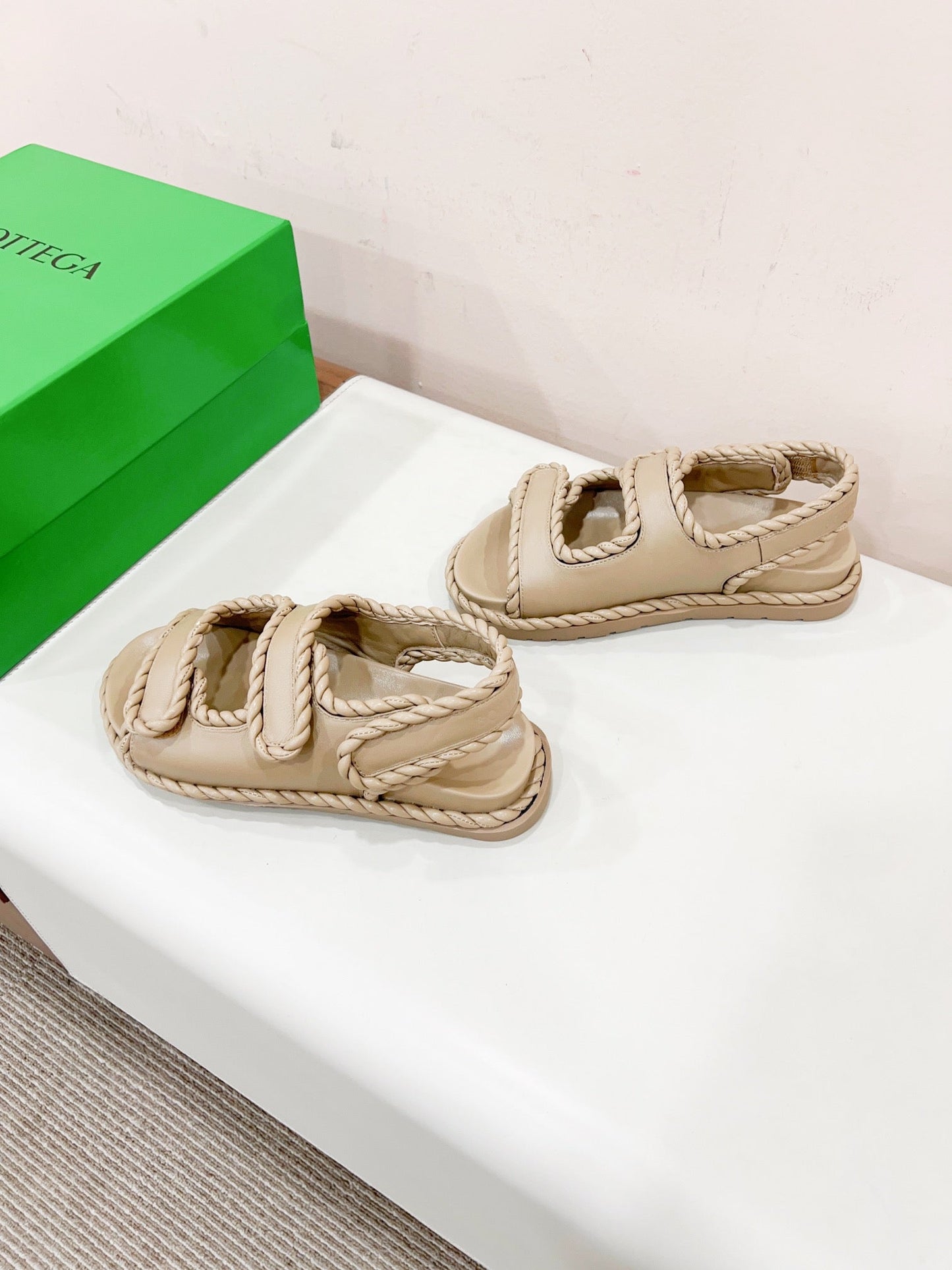 REFINED DAD SANDAL IN TUSCAN BEIGE LAMBSKIN - 35