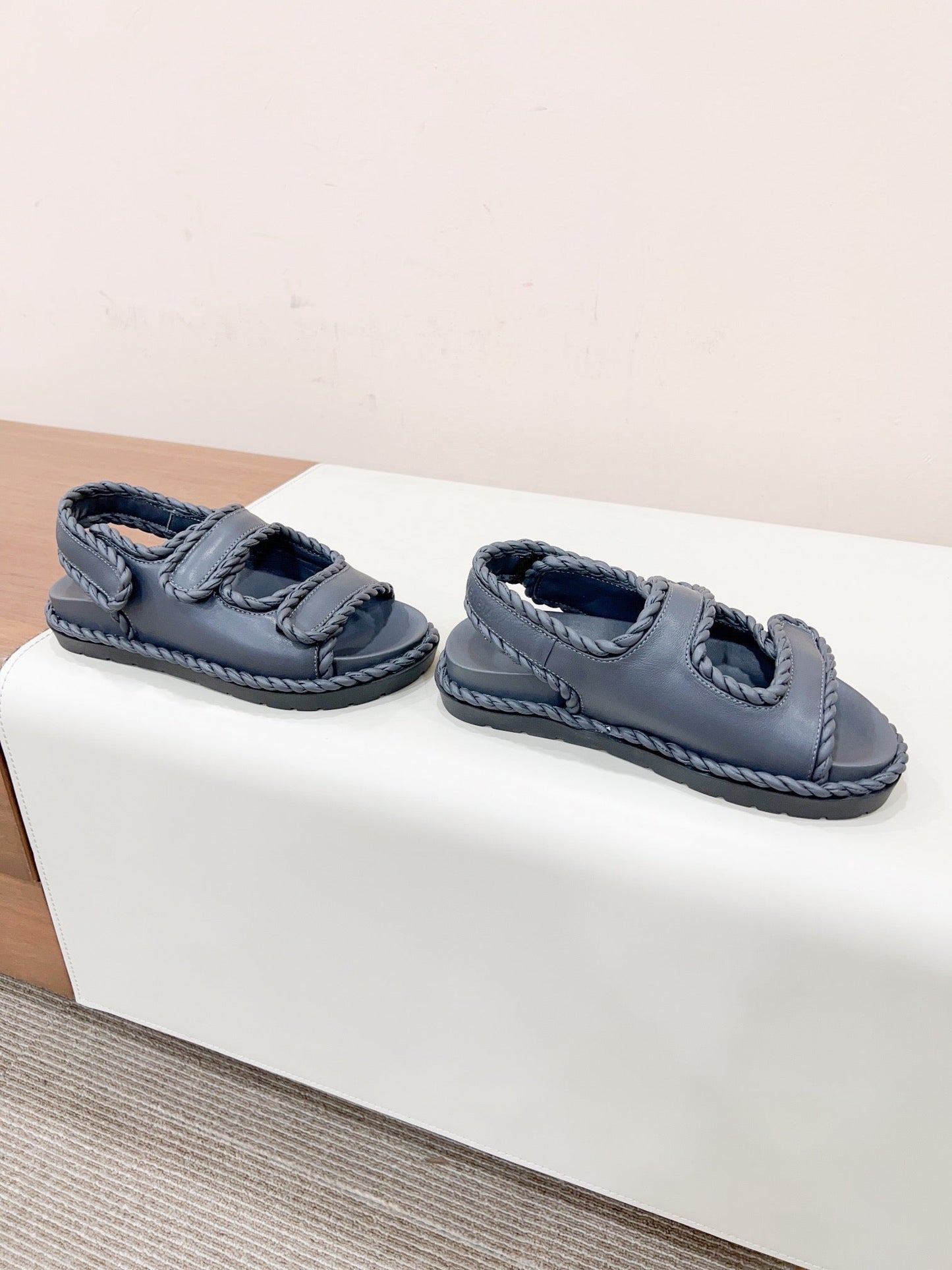 REFINED DAD SANDAL IN BLACK LAMBSKIN - 35