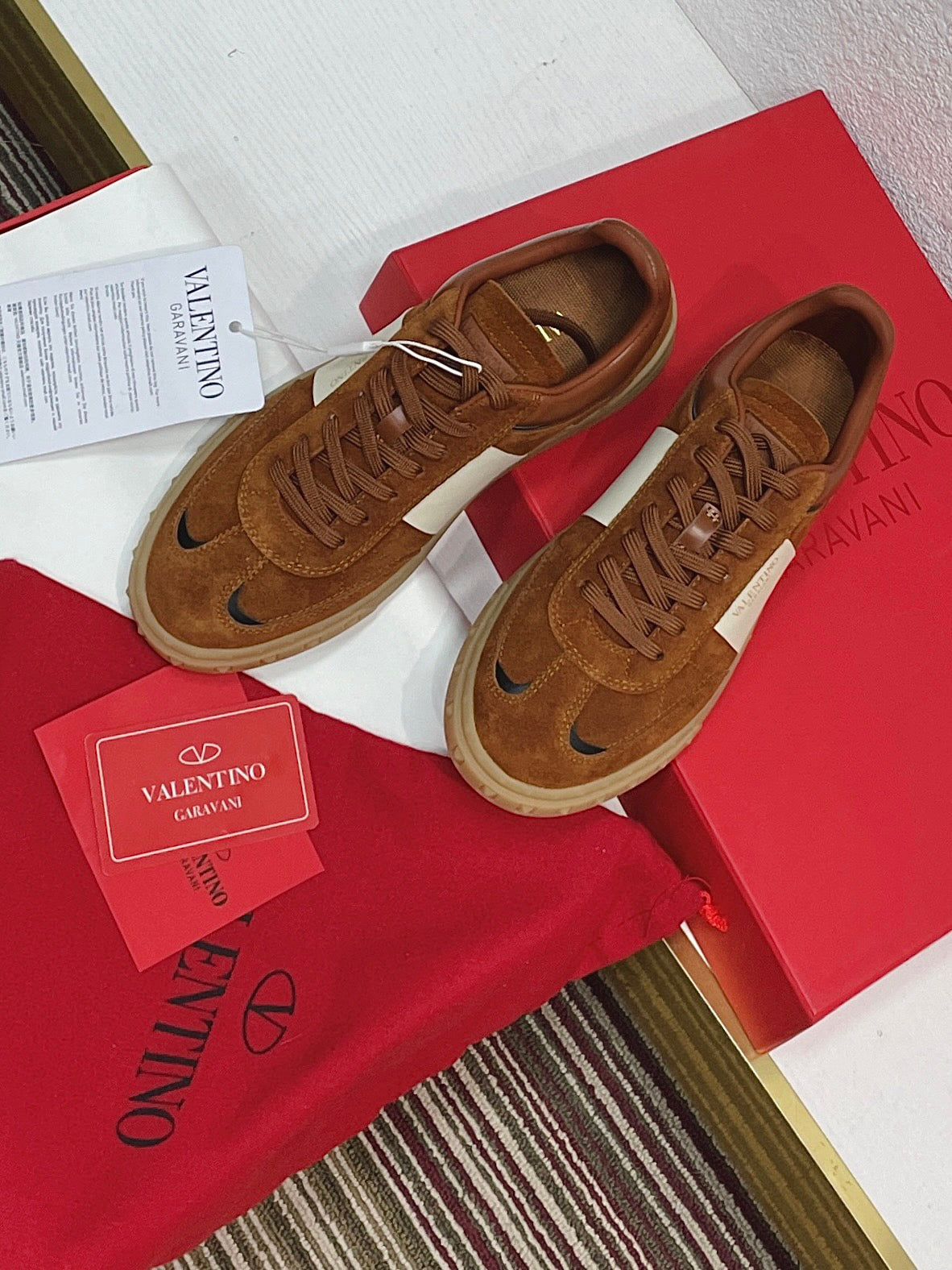 UPVILLAGE LOW TOP SNEAKER IN SYRUP BROWN SUEDE - 35