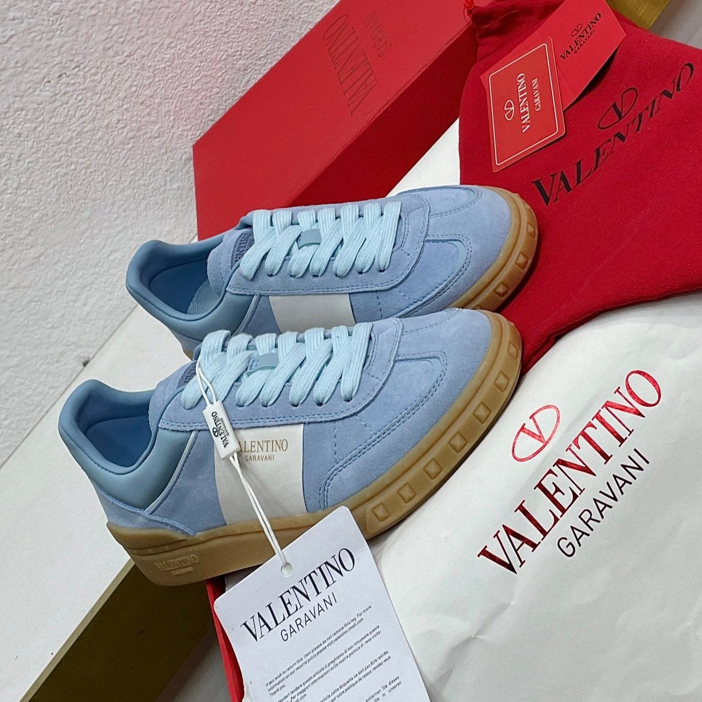 UPVILLAGE LOW TOP SNEAKER IN ELECTRIC BLUE SUEDE - 35