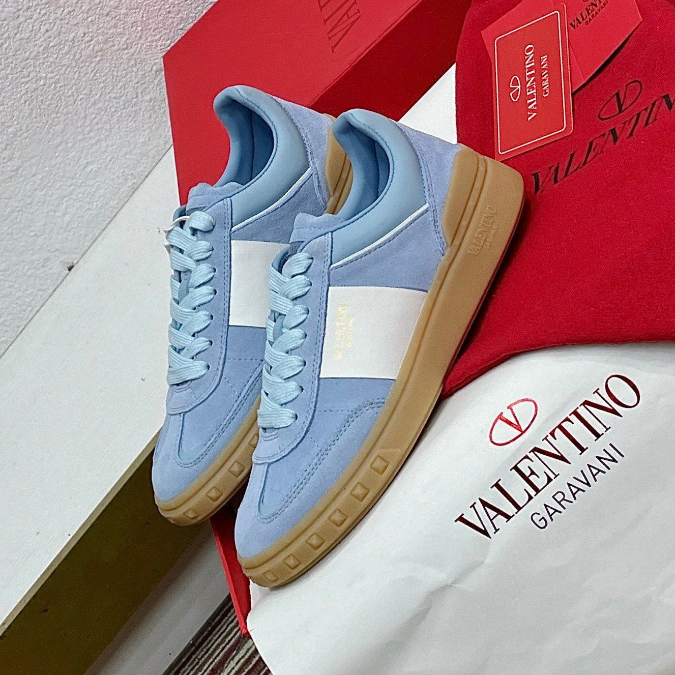 UPVILLAGE LOW TOP SNEAKER IN ELECTRIC BLUE SUEDE - 35