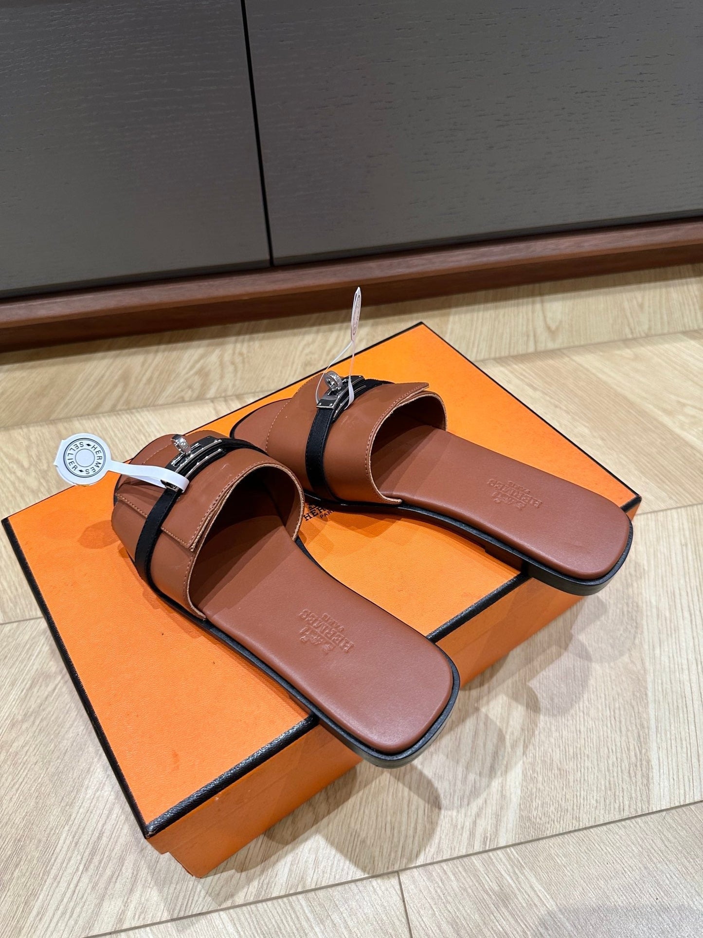 GABRIEL SANDAL CINNAMON CALFSKIN - 35