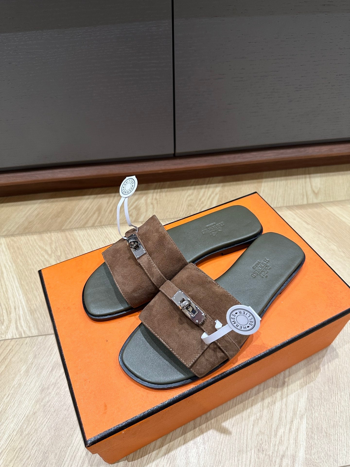 GABRIEL SANDAL LIGHT BROWN SUEDE - 35