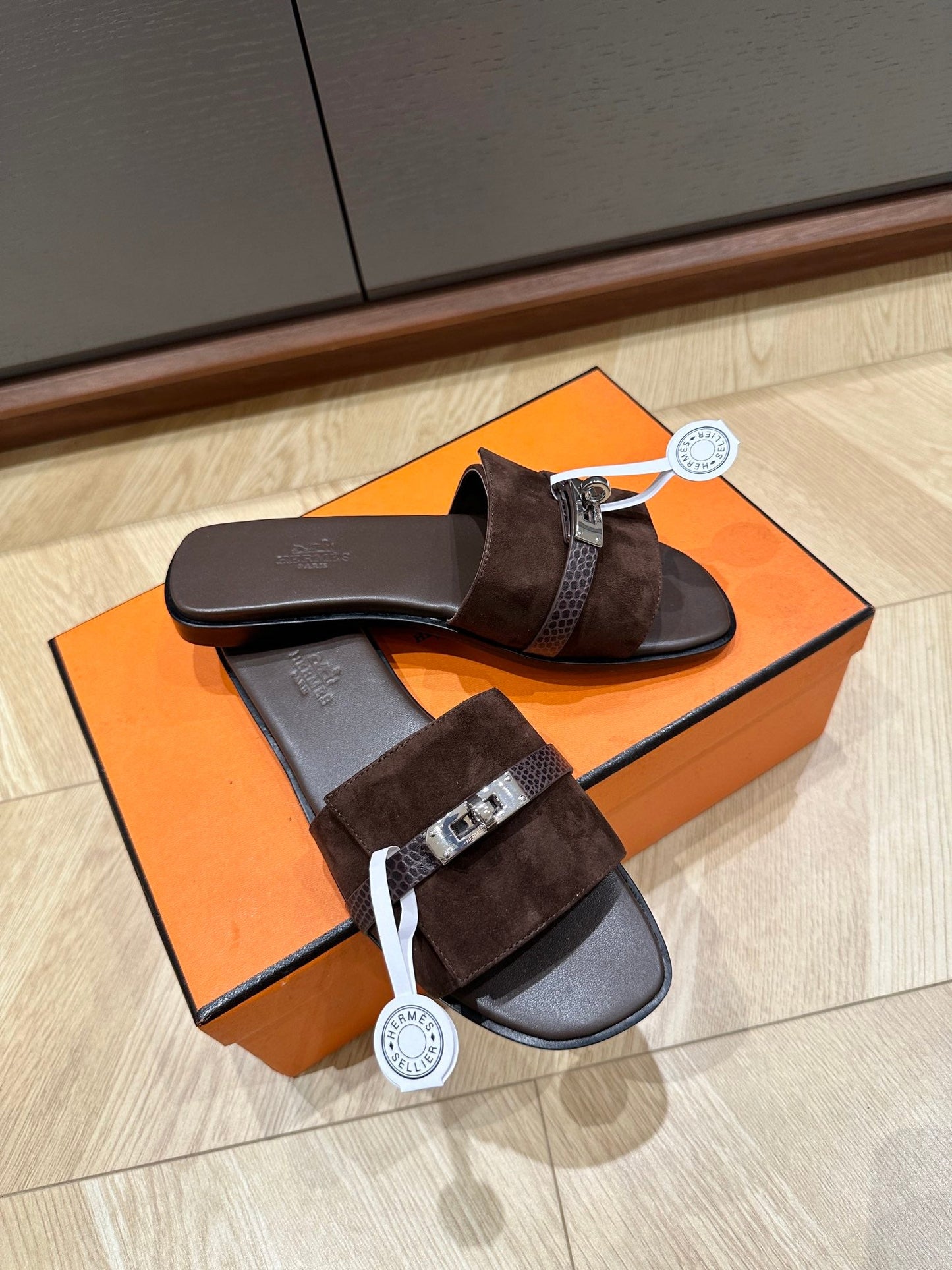 GABRIEL SANDAL CHOCOLATE SUEDE - 35
