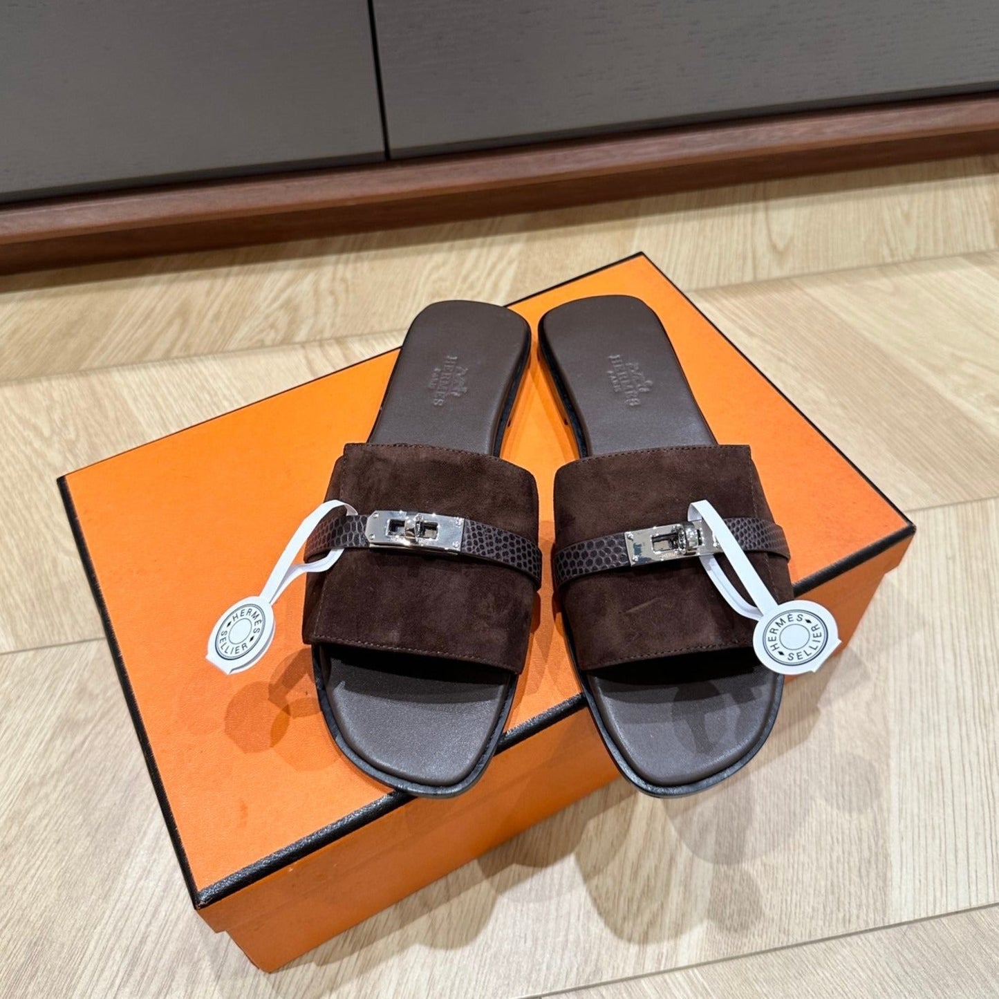 GABRIEL SANDAL CHOCOLATE SUEDE - 35