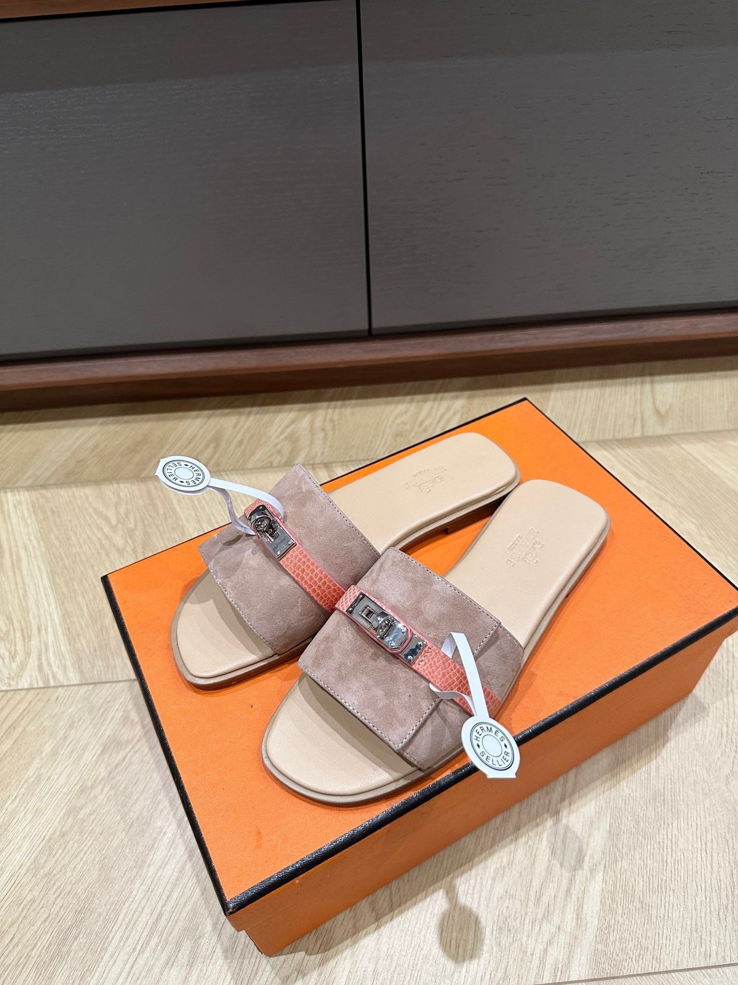 GABRIEL SANDAL PASTEL PINK SUEDE - 35