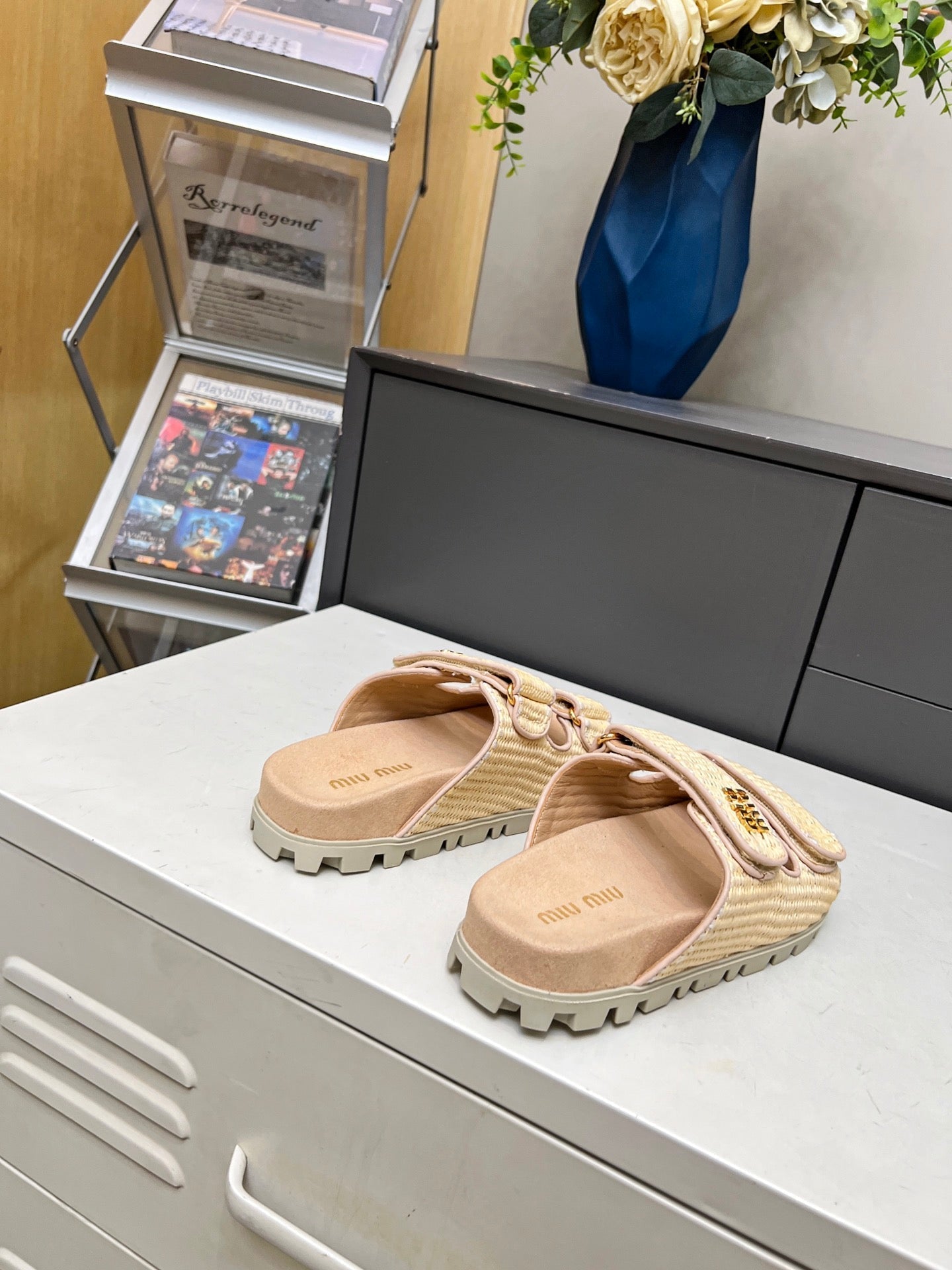 MM DOUBLE STRAP FLAT SANDALS IN BEIGE RAFFIA - 35
