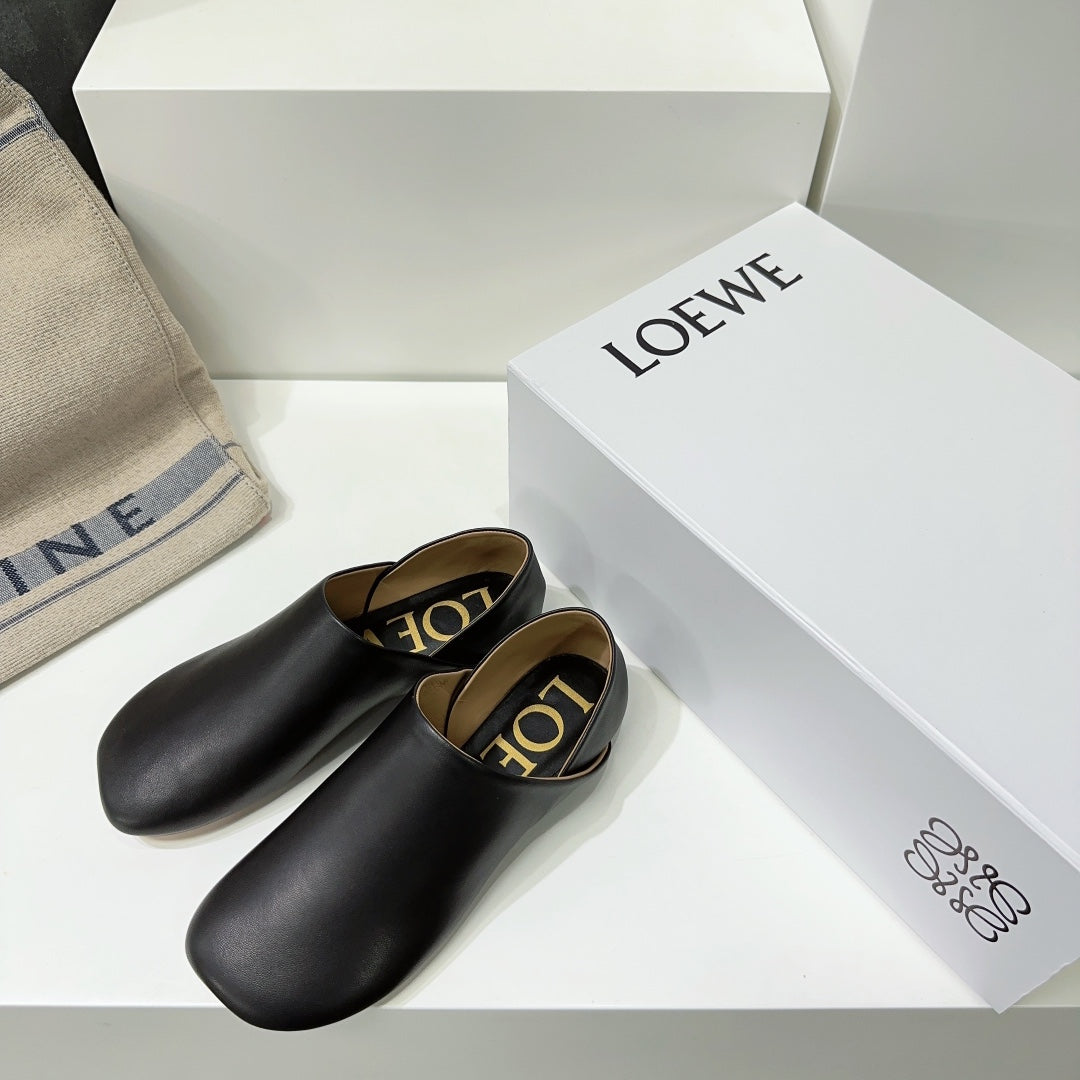 Toy slipper in black goatskin - 35