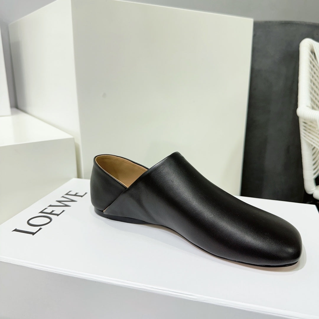 Toy slipper in black goatskin - 35