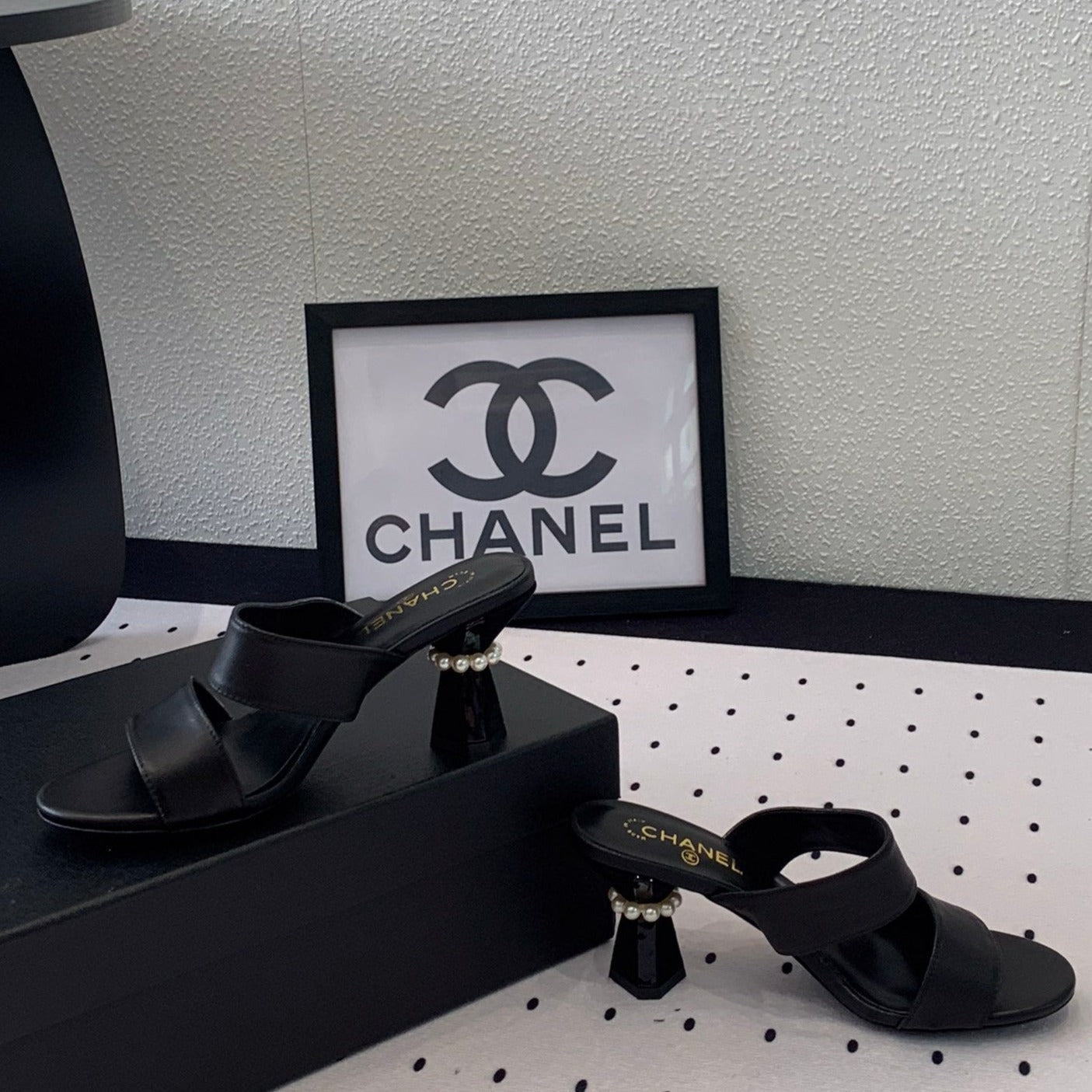 MULES black 1 LAMBSKIN - 35