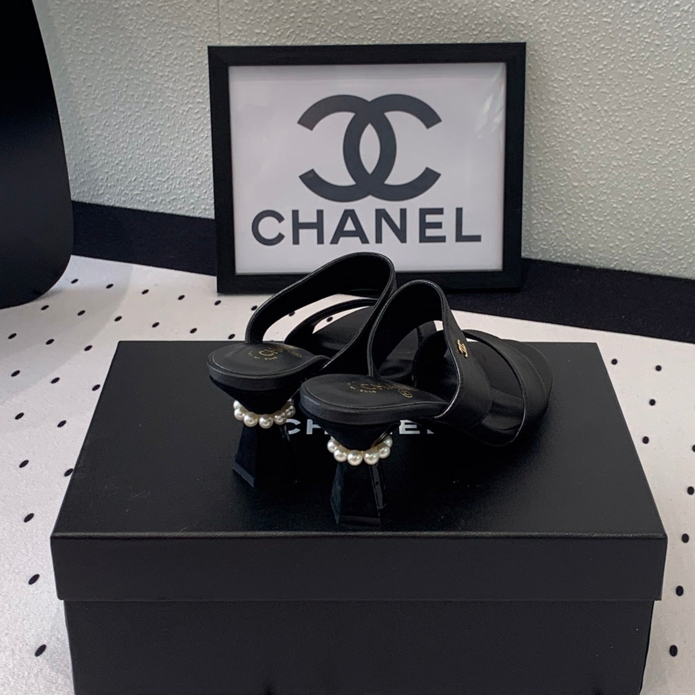MULES black 1 LAMBSKIN - 35