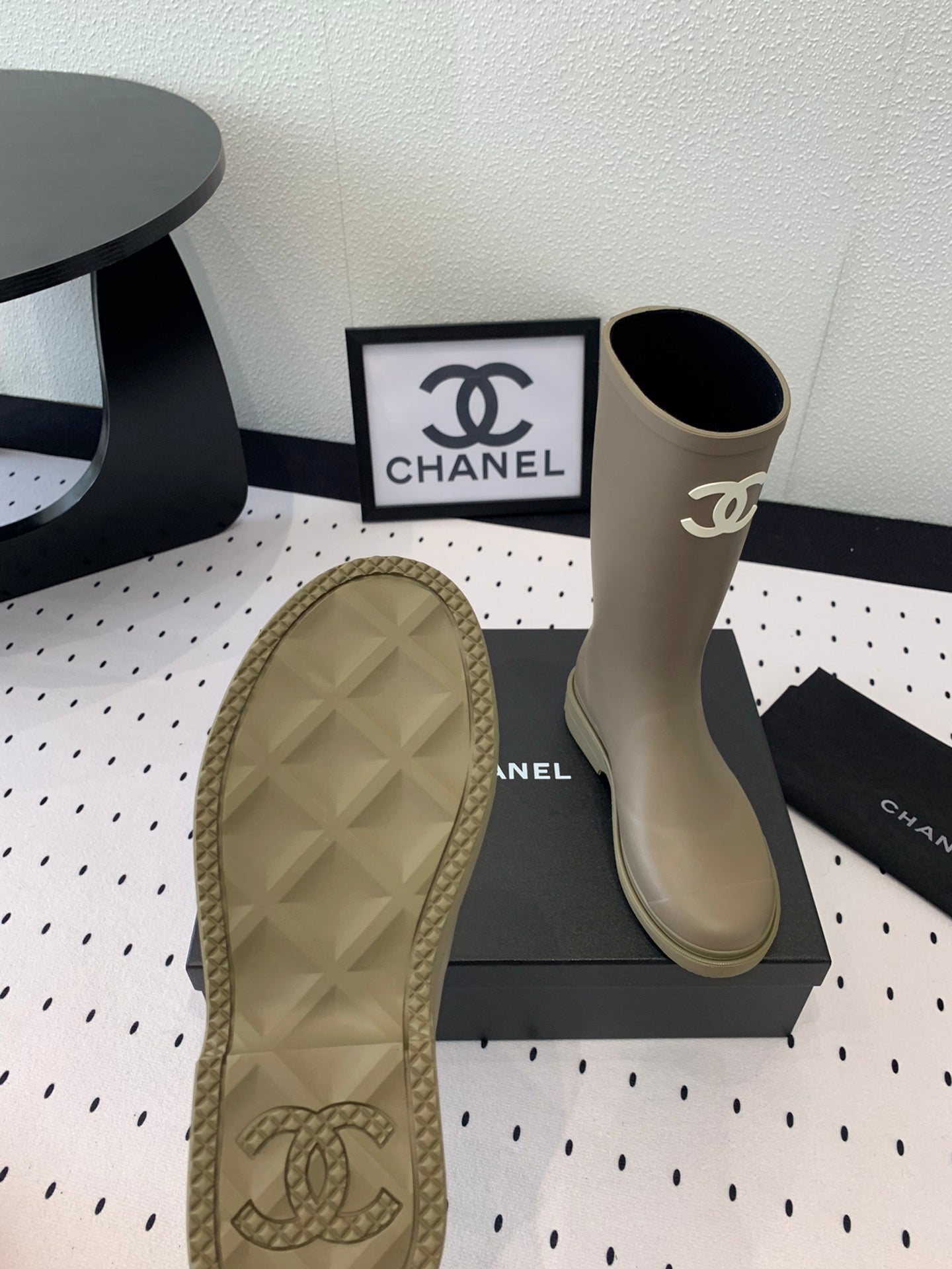 cc rainboot chanel dark beige - 35