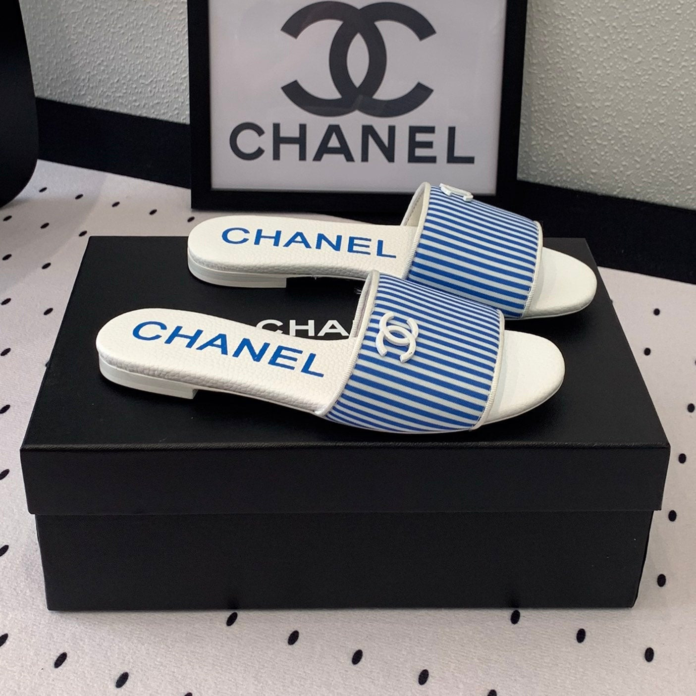 MULES blue LAMBSKIN - 35