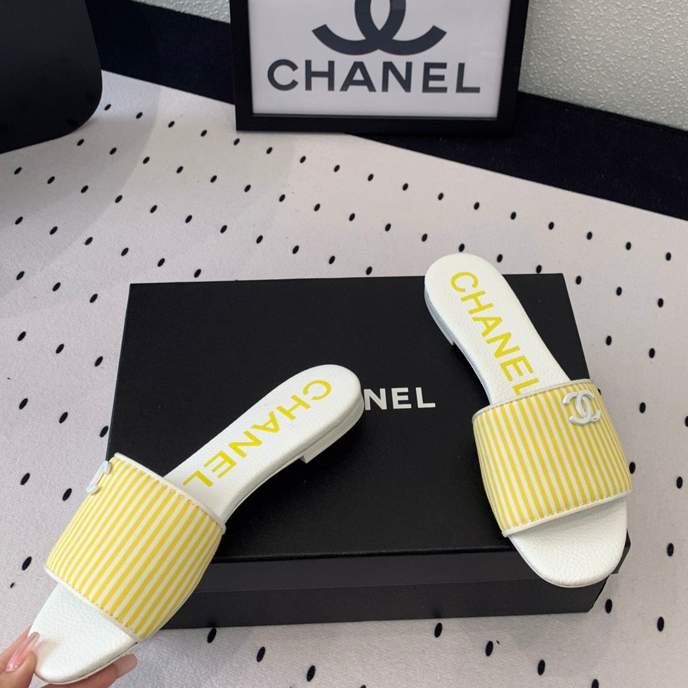 MULES yellow LAMBSKIN - 35