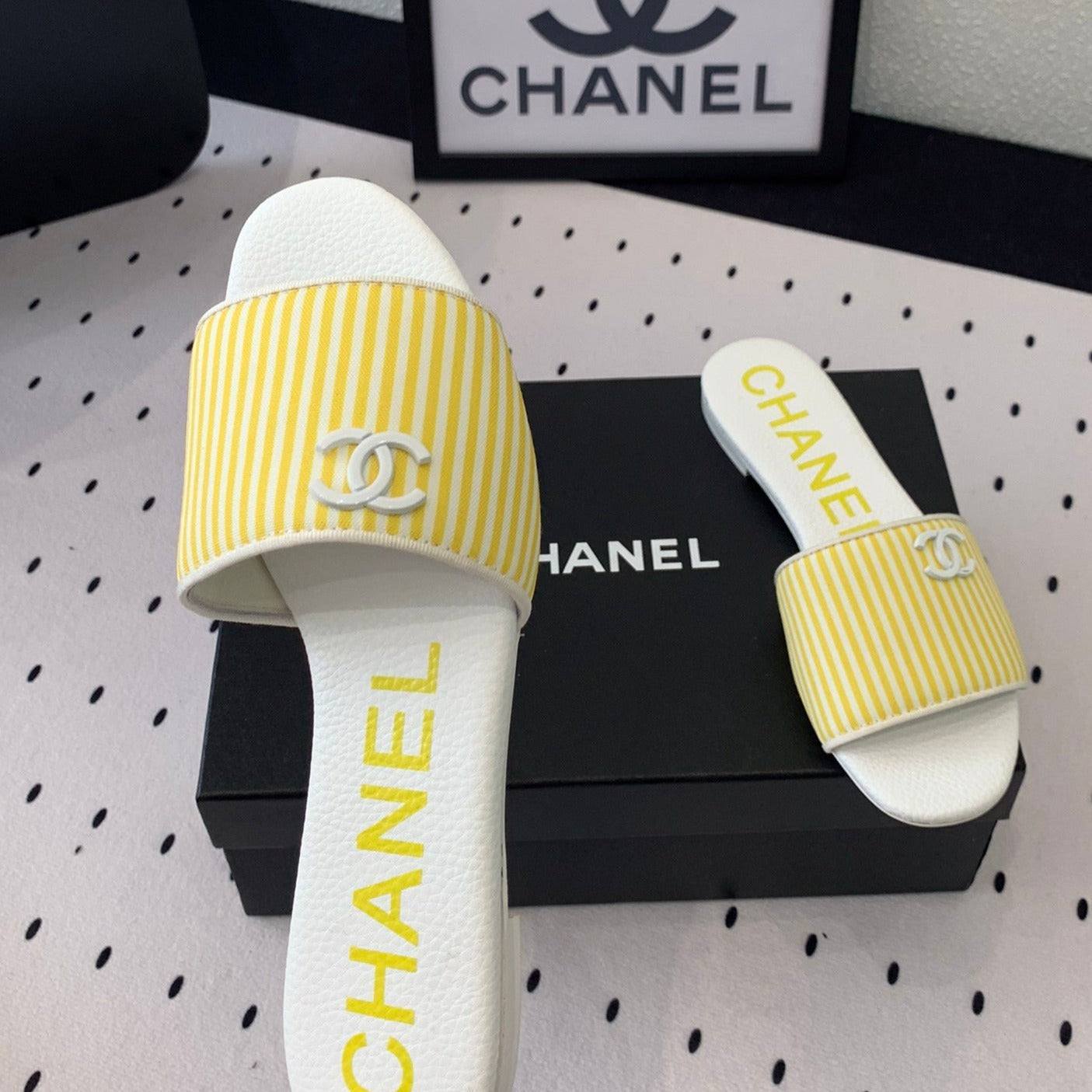 MULES yellow LAMBSKIN - 35