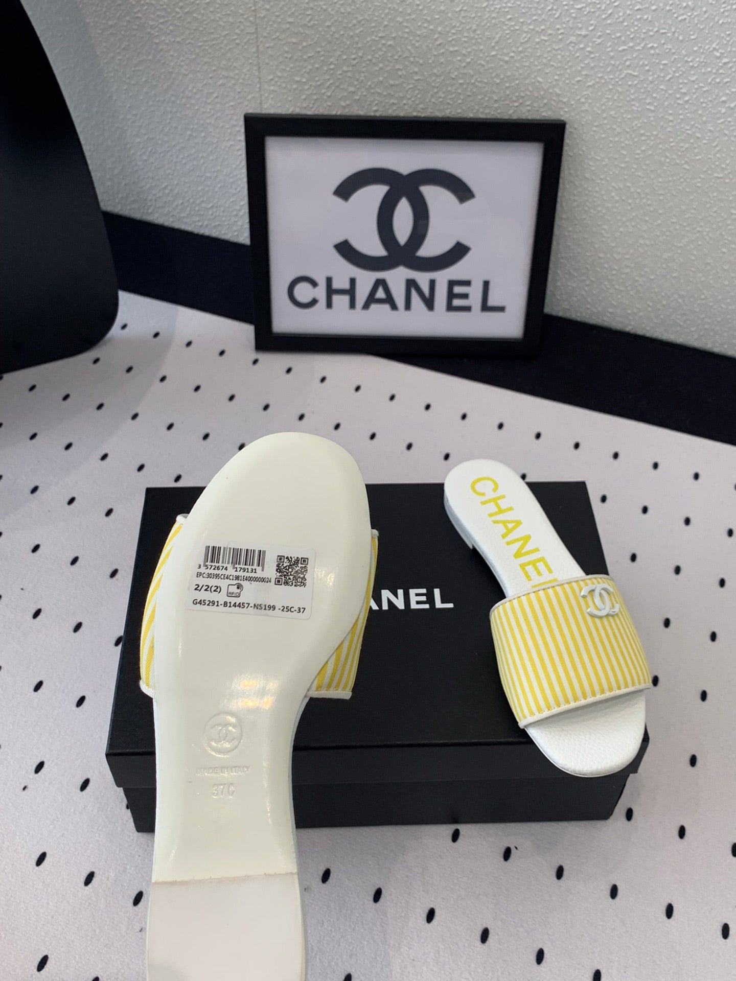 MULES yellow LAMBSKIN - 35