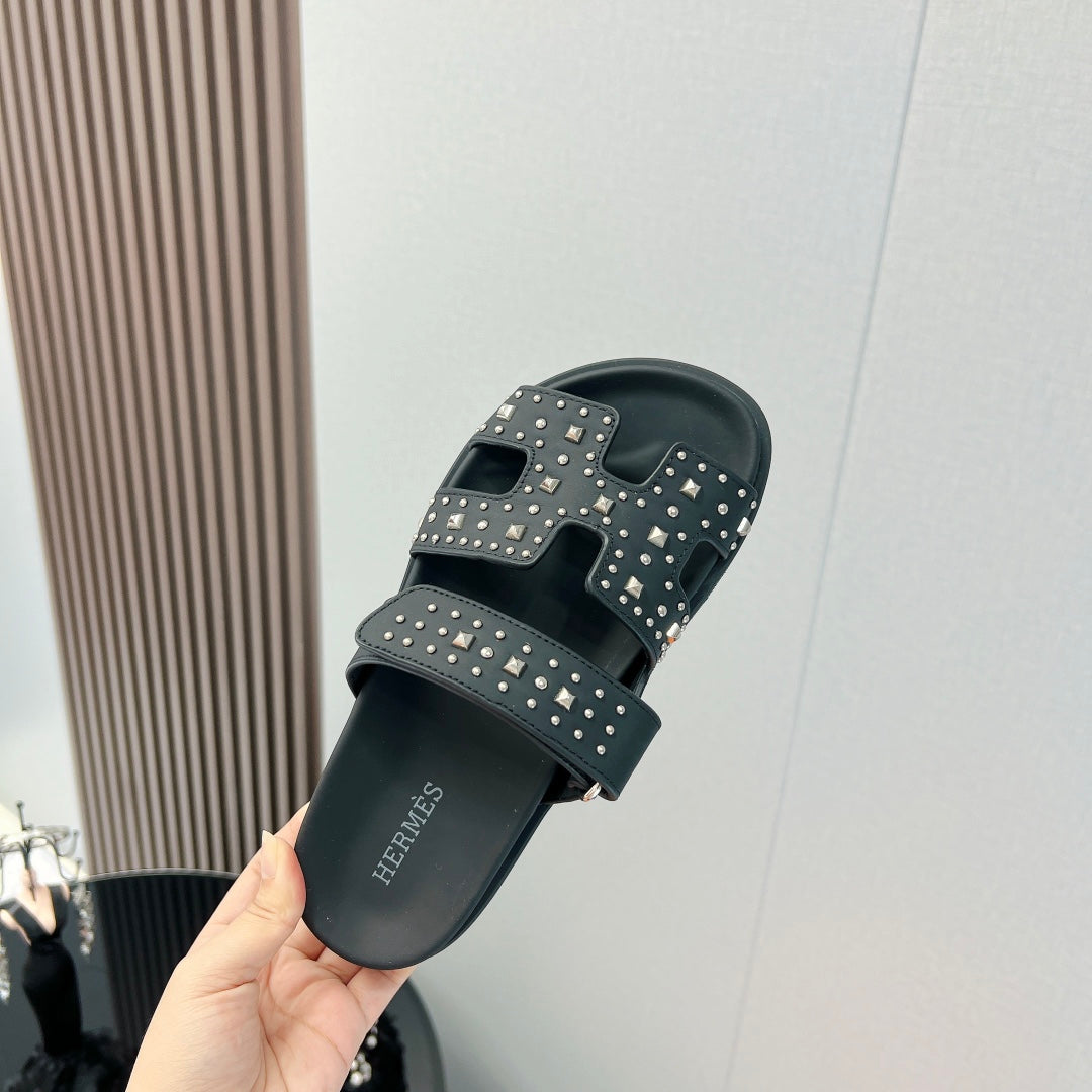 CHYPRE SANDAL BLACK CALFSKIN SPECIAL - 35