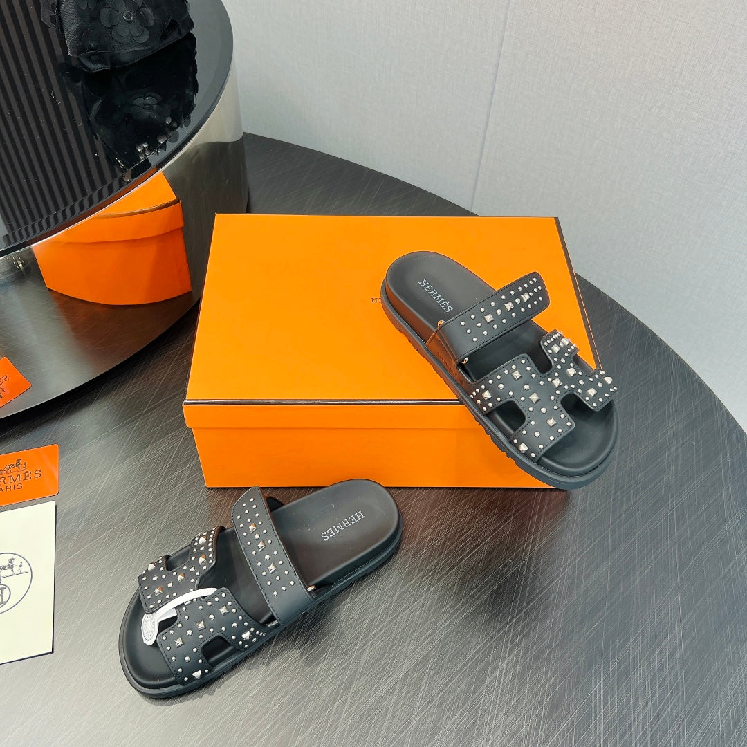CHYPRE SANDAL BLACK CALFSKIN SPECIAL - 35