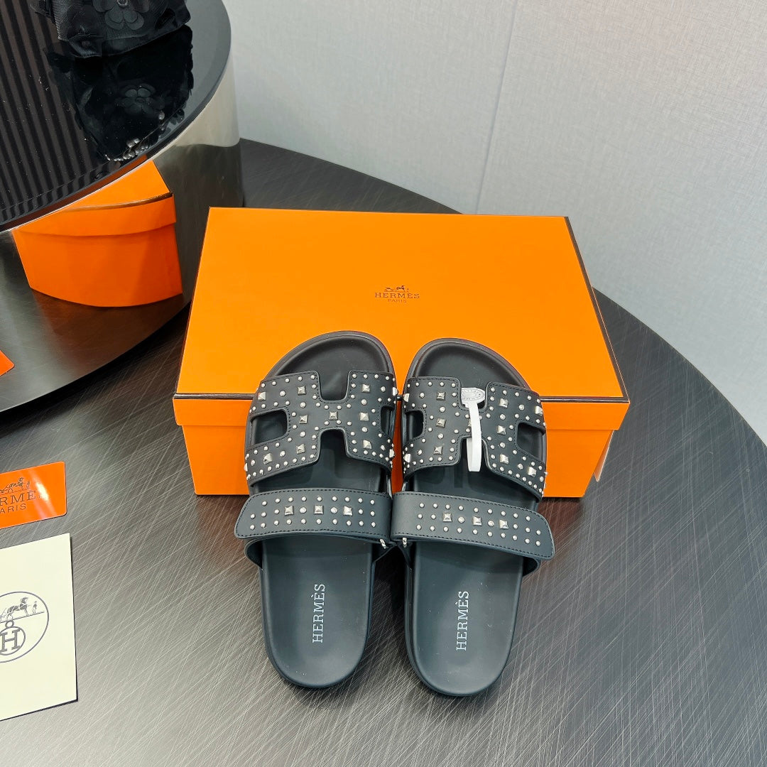 CHYPRE SANDAL BLACK CALFSKIN SPECIAL - 35
