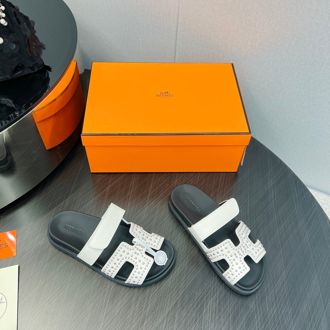 CHYPRE SANDAL WHITE MIX BLACK CALFSKIN STYLIZED - 35