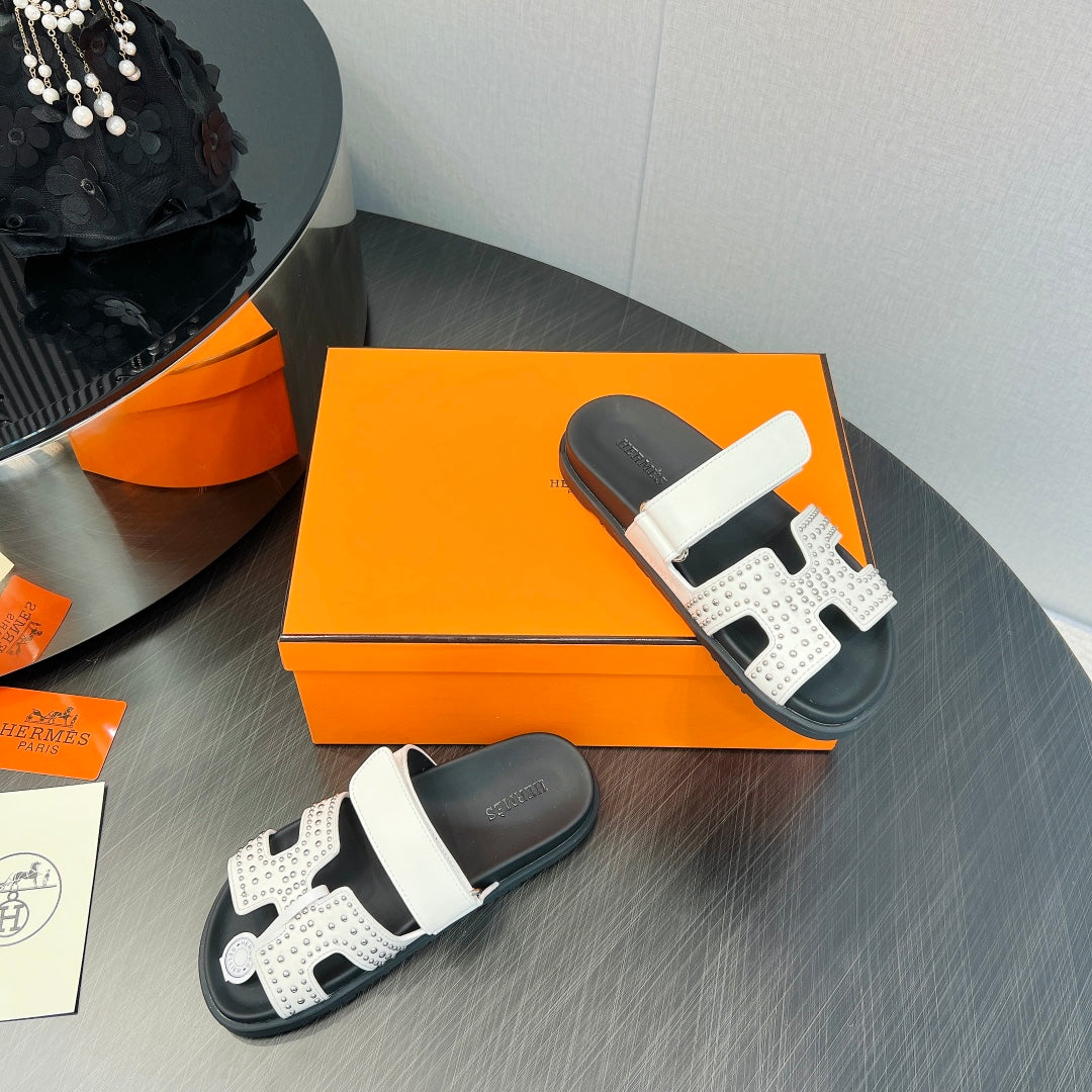 CHYPRE SANDAL WHITE MIX BLACK CALFSKIN STYLIZED - 35
