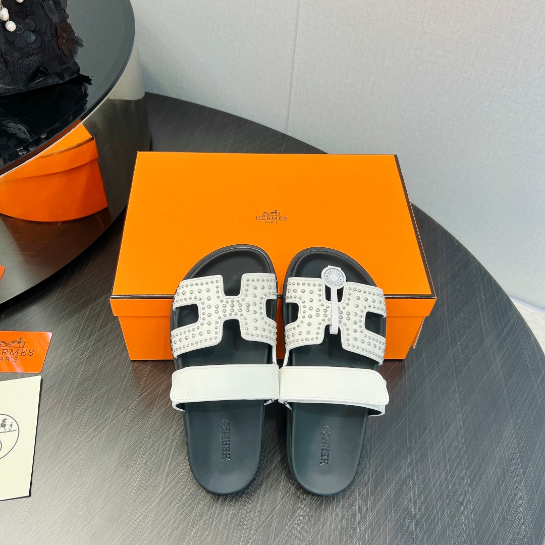 CHYPRE SANDAL WHITE MIX BLACK CALFSKIN STYLIZED - 35