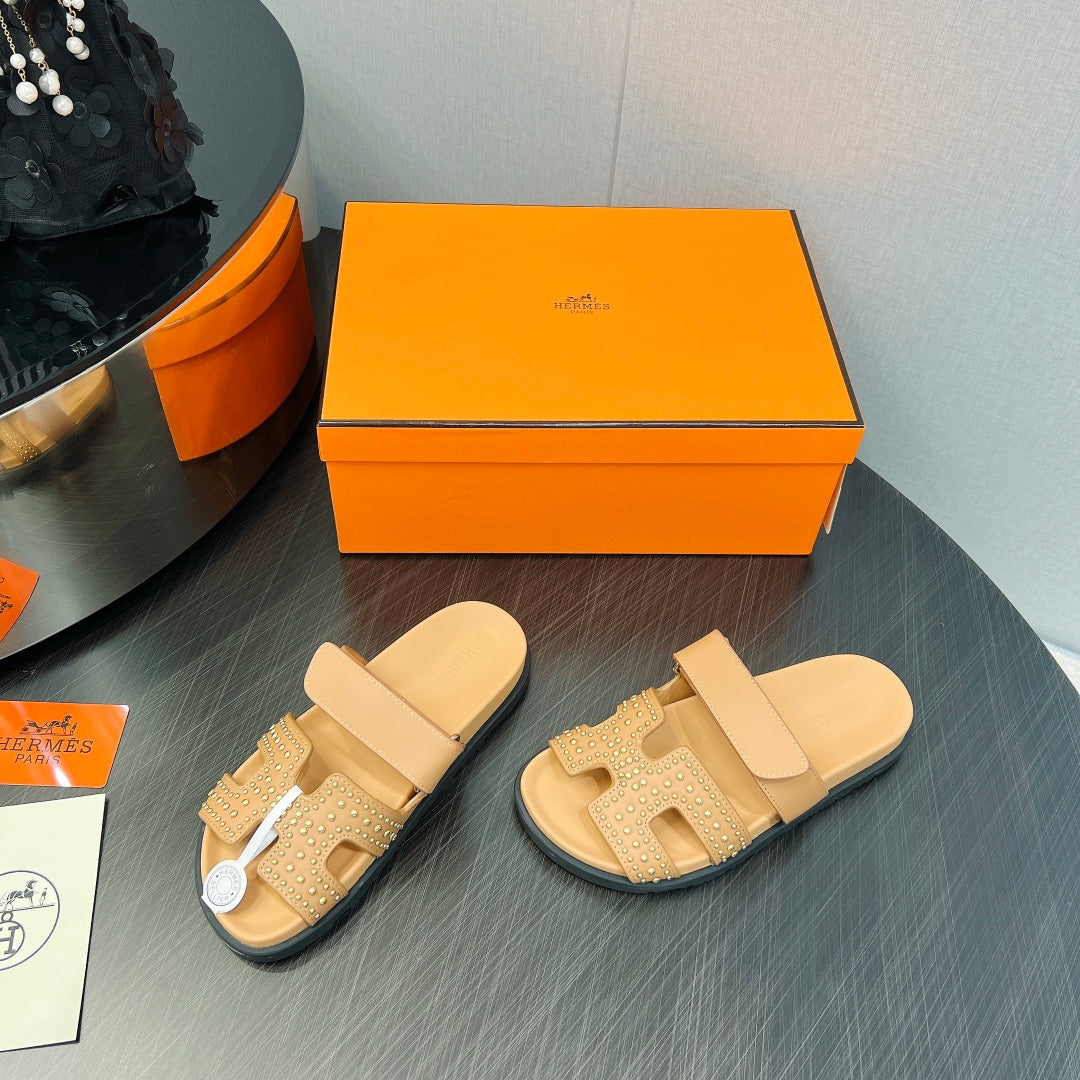 CHYPRE SANDAL LIGHT ORANGE CALFSKIN STYLIZED - 35