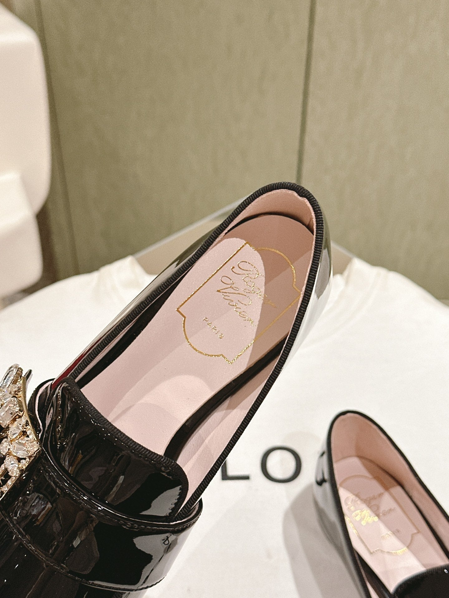 MINI BROCHE VIVIER BUCKLE LOAFERS IN BLACK PATENT CALFSKIN - 34