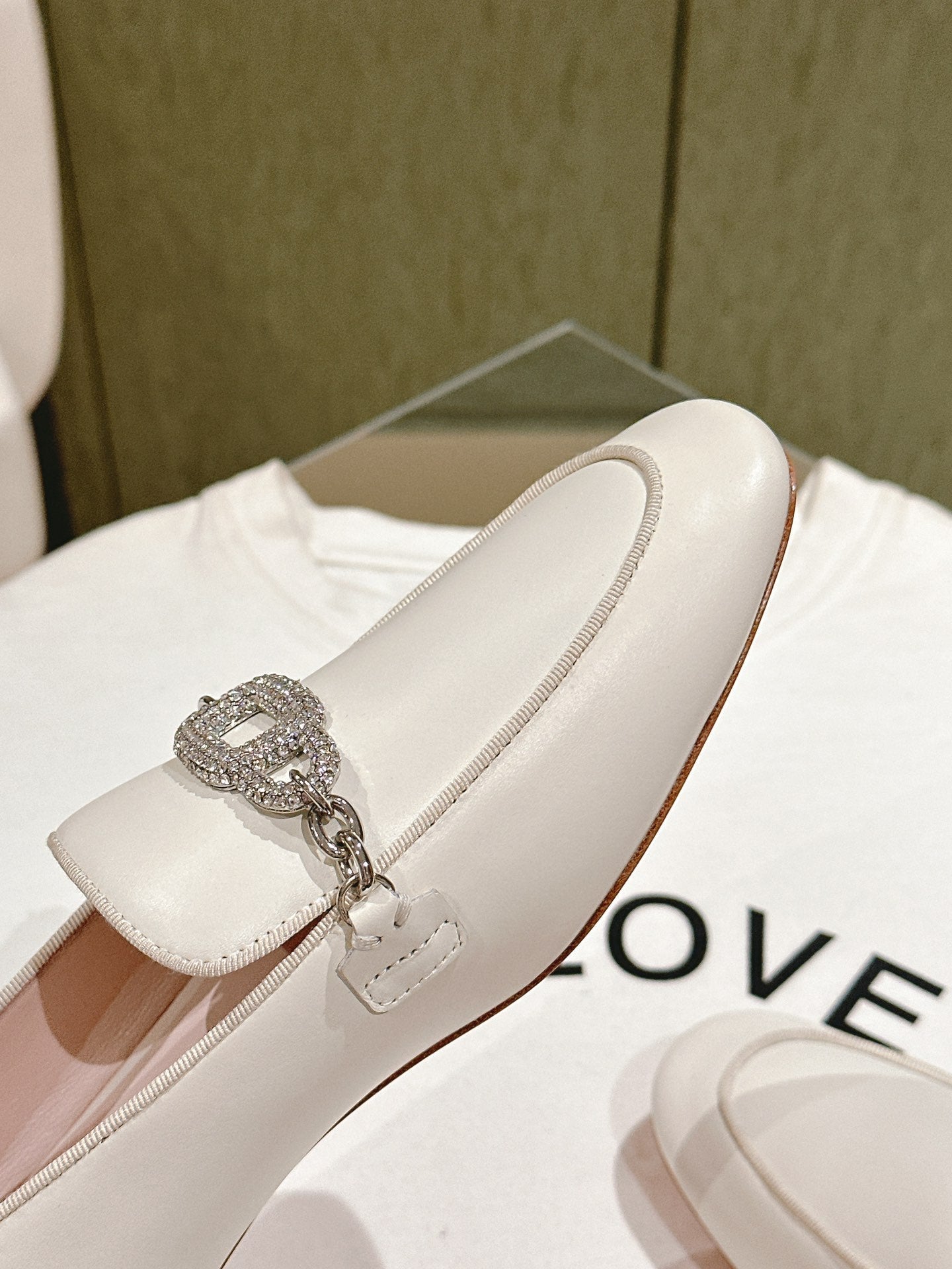 STRASS CHAIN LOAFERS IN WHITE CALFSKIN WITH CRYSTAL CHAIN DETAIL - 34