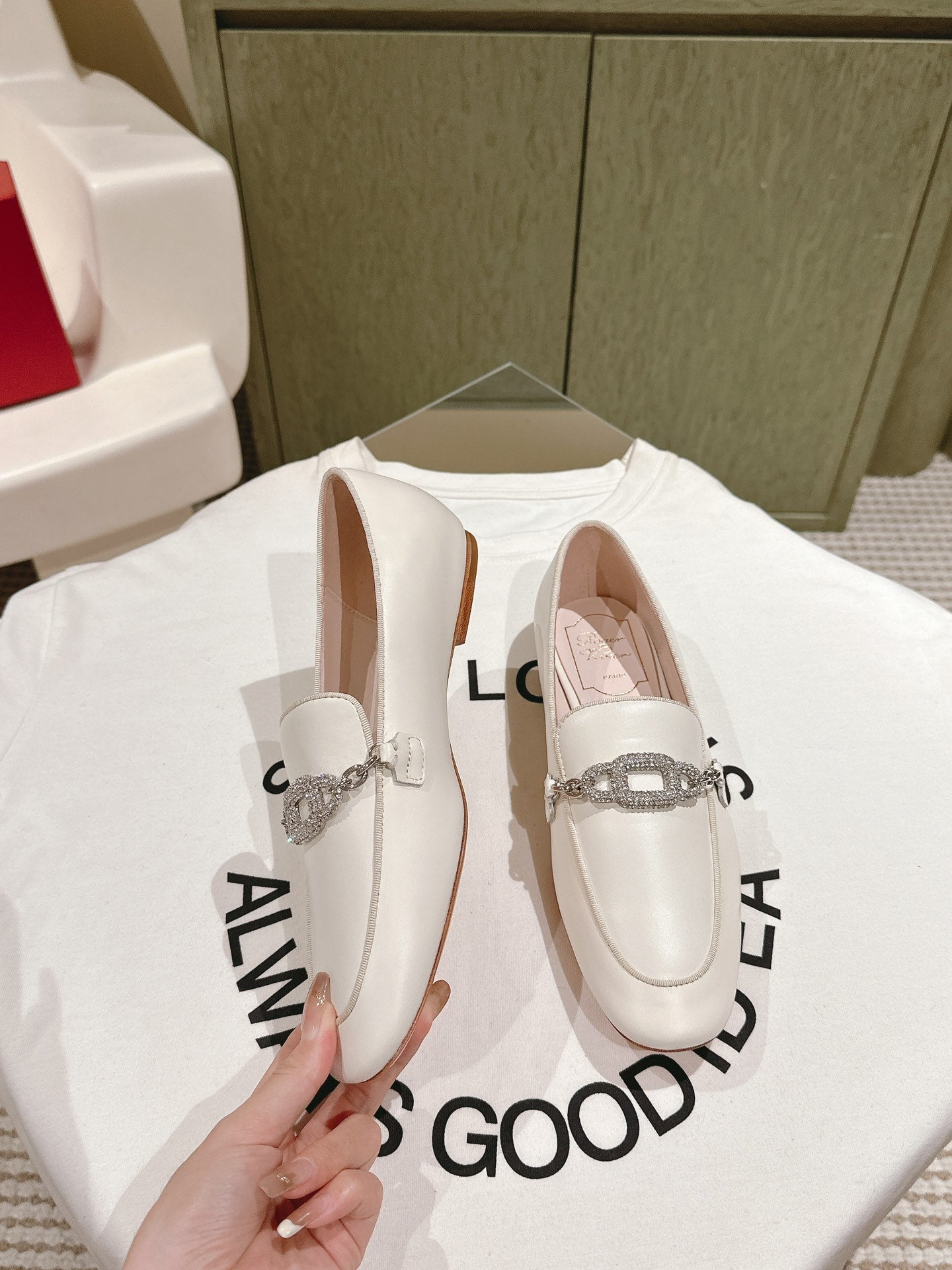 STRASS CHAIN LOAFERS IN WHITE CALFSKIN WITH CRYSTAL CHAIN DETAIL - 34