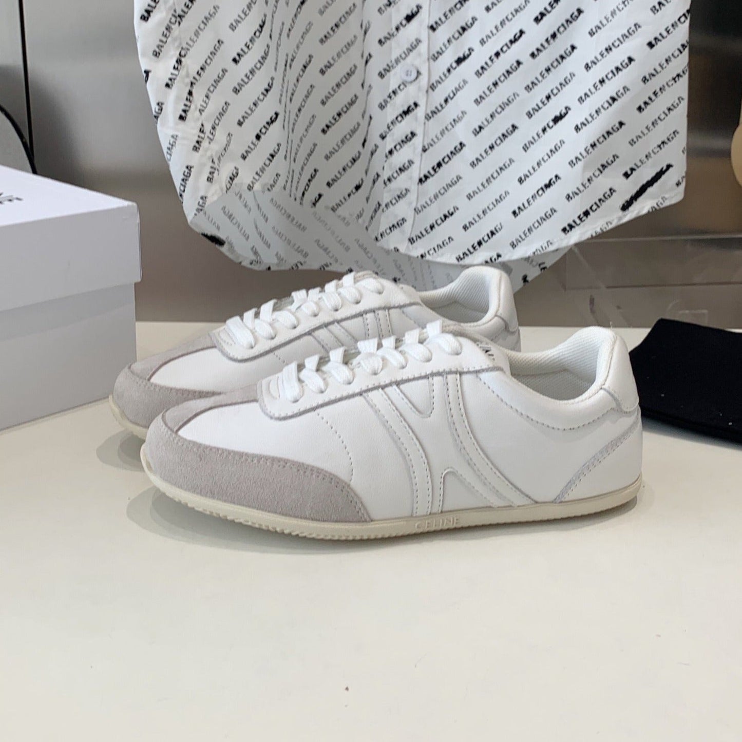 JOGGER LOW LACE-UP SNEAKER IN CALFSKIN & SUEDE CALFSKIN OPTIC WHITE/GREY - 35