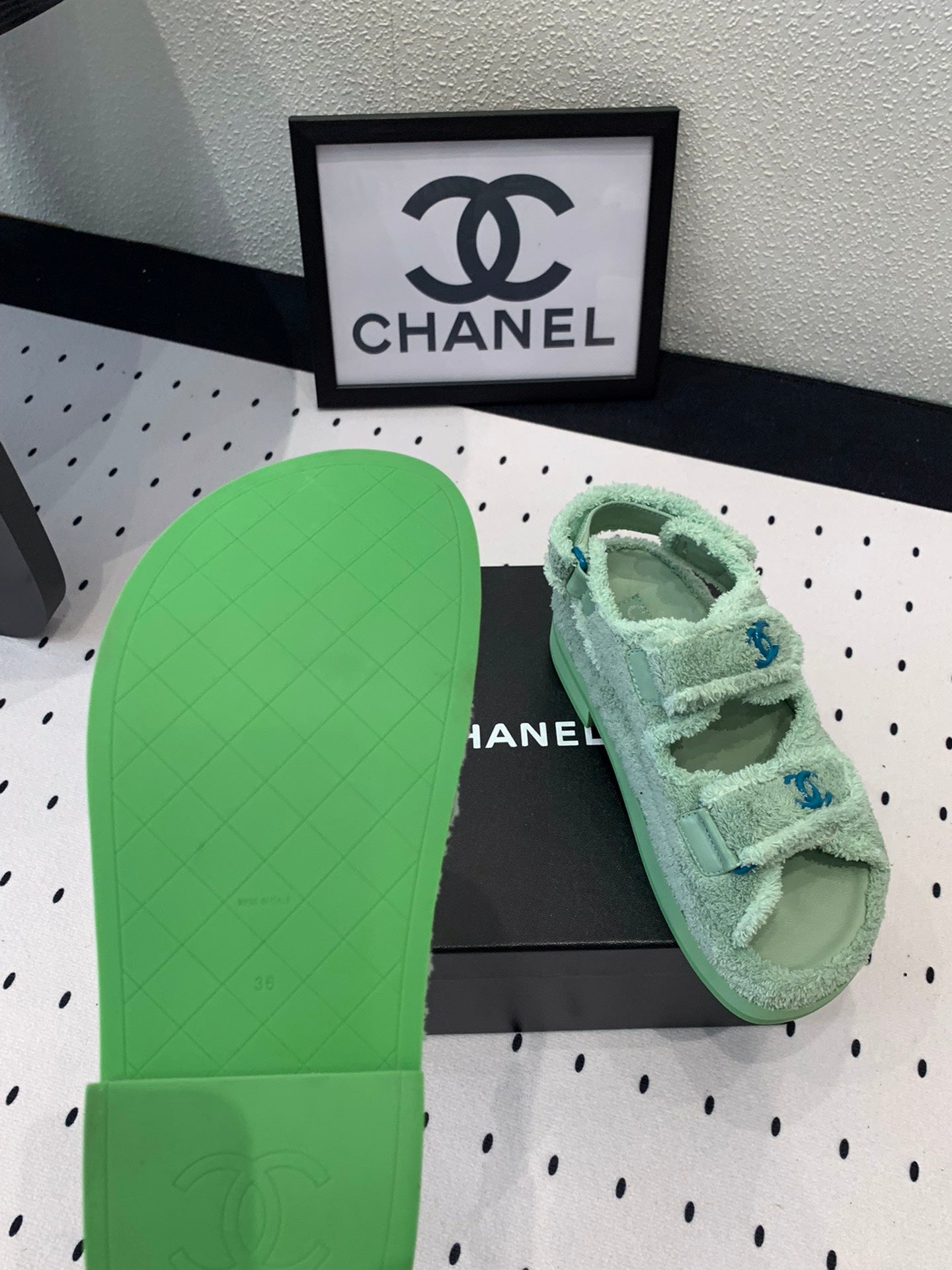 DAD SANDALS PLATFORM IN MINT GREEN FUR - 35