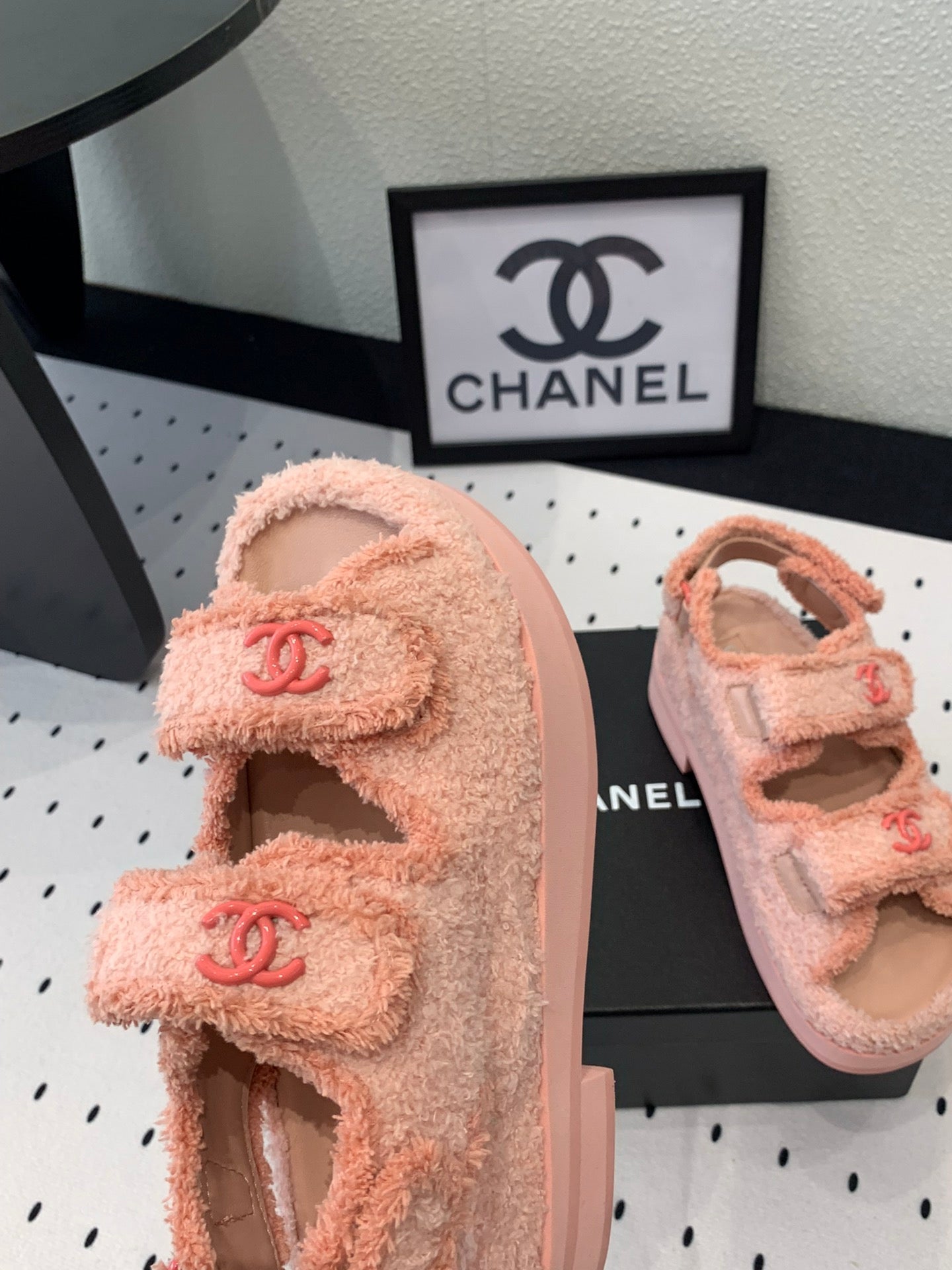 DAD SANDALS PLATFORM IN LIGHT PINK FUR - 35