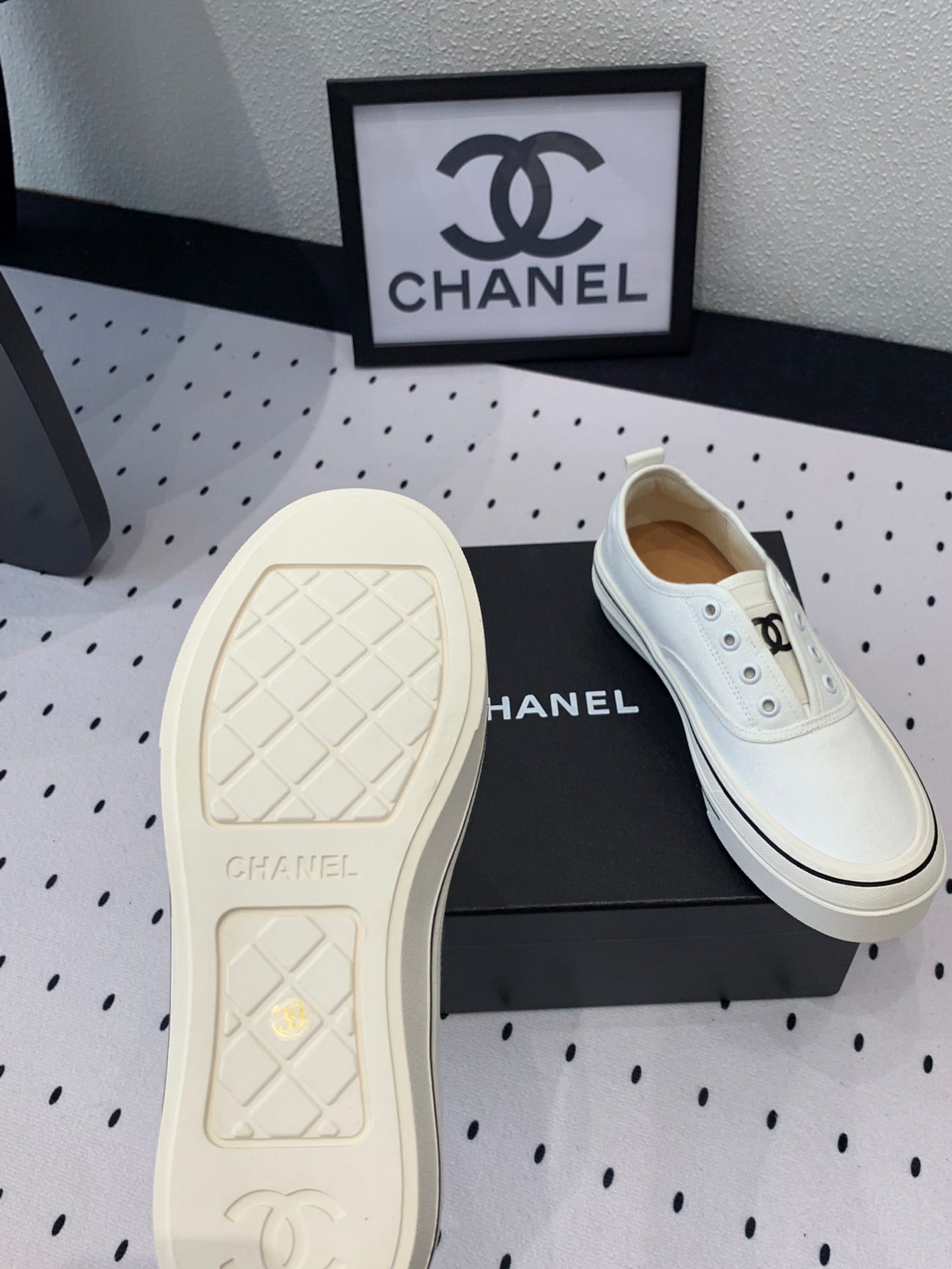 LACELESS SNEAKERS PLATFORM IN WHITE CANVAS - 35