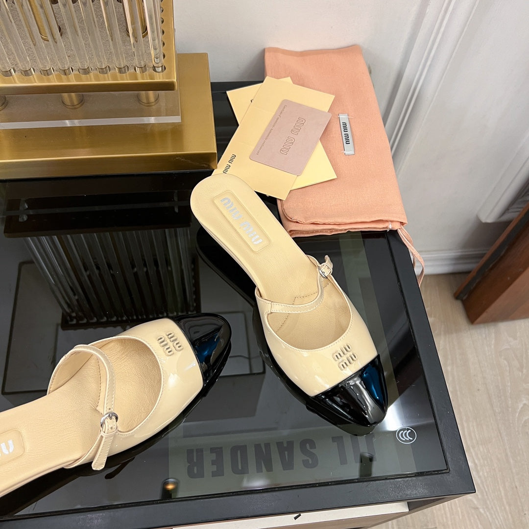 Cap Toe Mules Bright Cream Color Sheepskin - 35